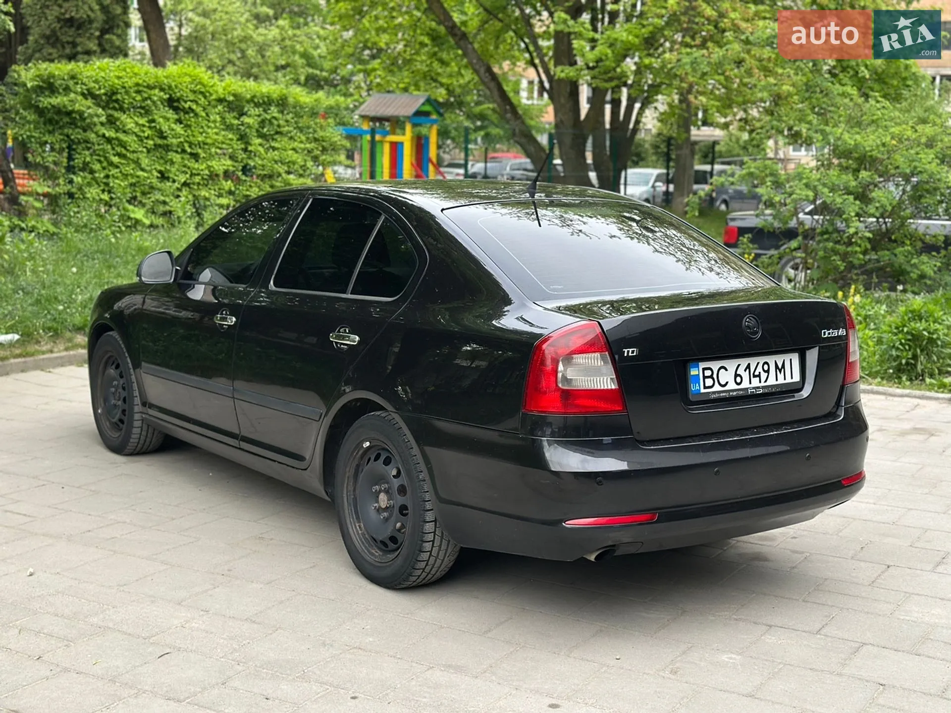 2010 Skoda Octavia - мініатюра 6