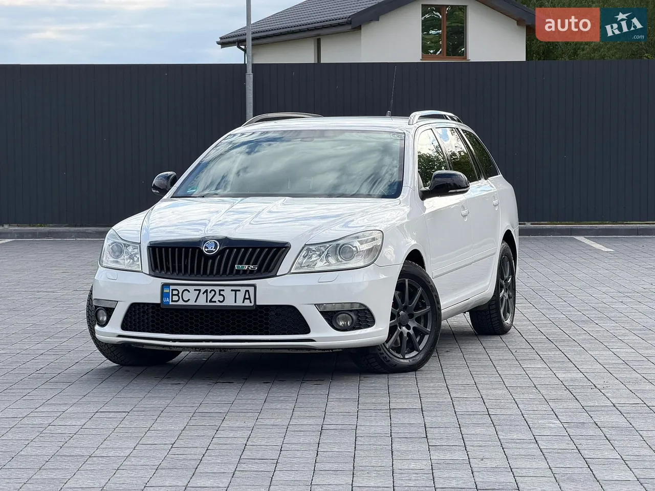2010 Skoda Octavia - мініатюра 39