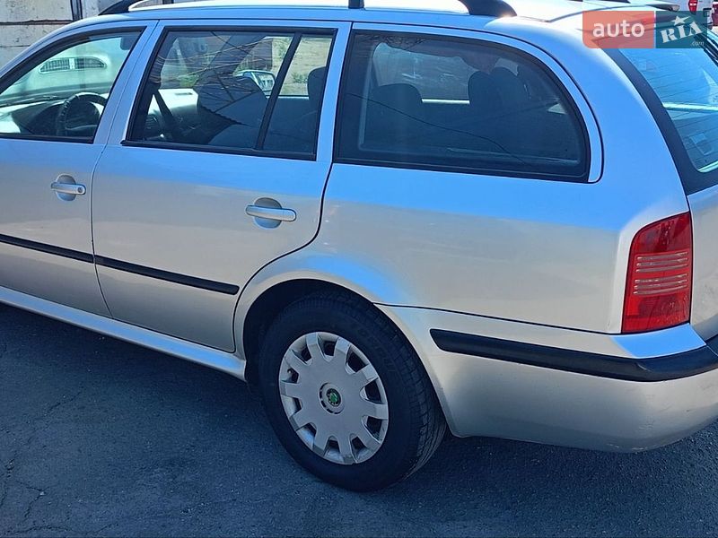 Универсал Skoda Octavia 2003 в Николаеве