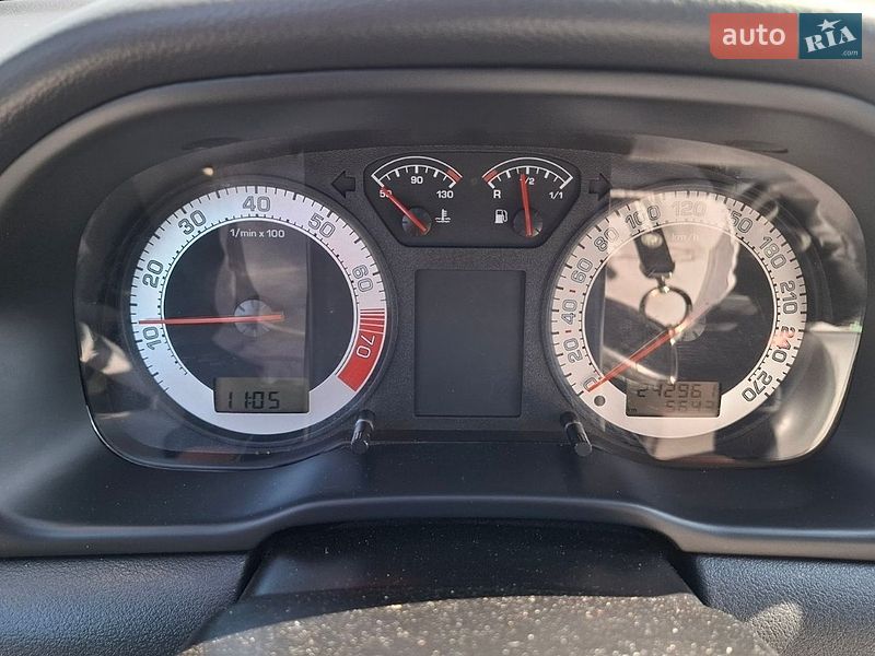 Универсал Skoda Octavia 2003 в Нововолынске