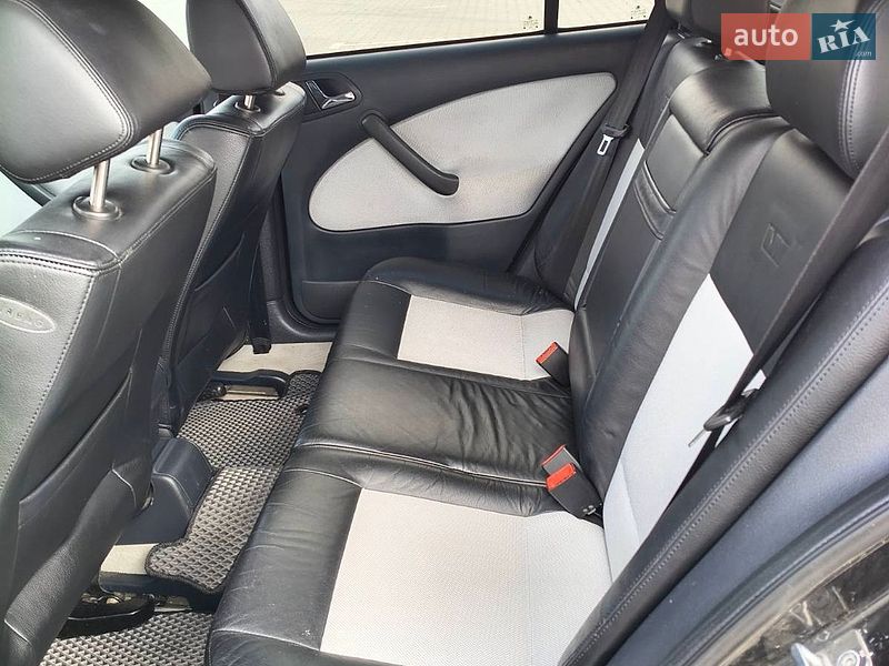 Универсал Skoda Octavia 2003 в Нововолынске