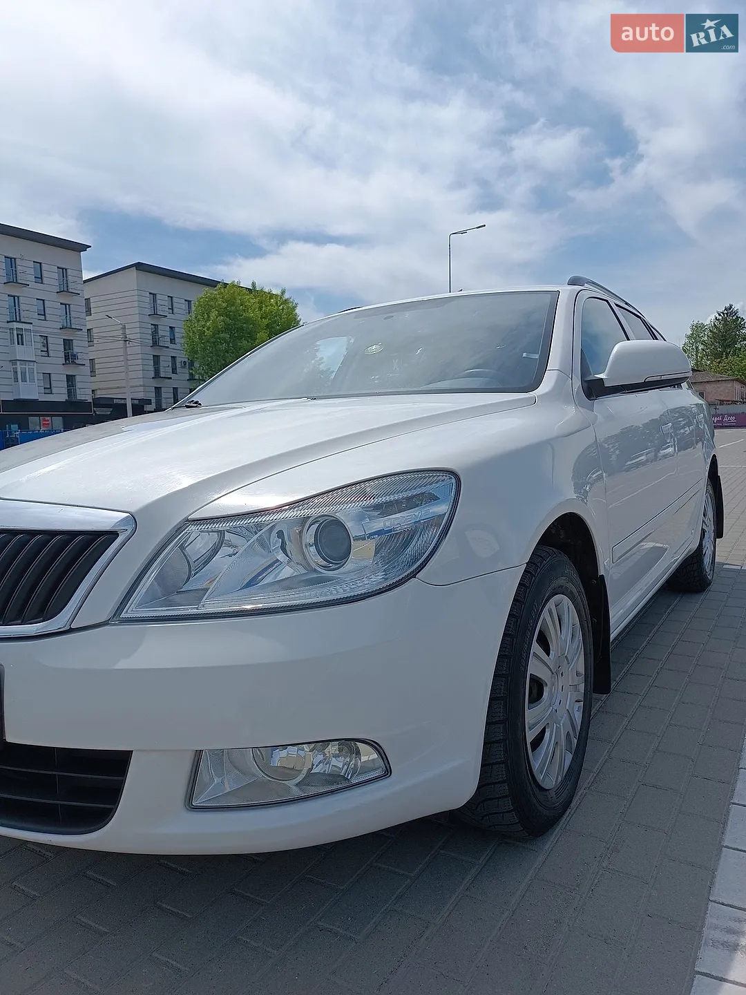 2011 Skoda Octavia - мініатюра 9