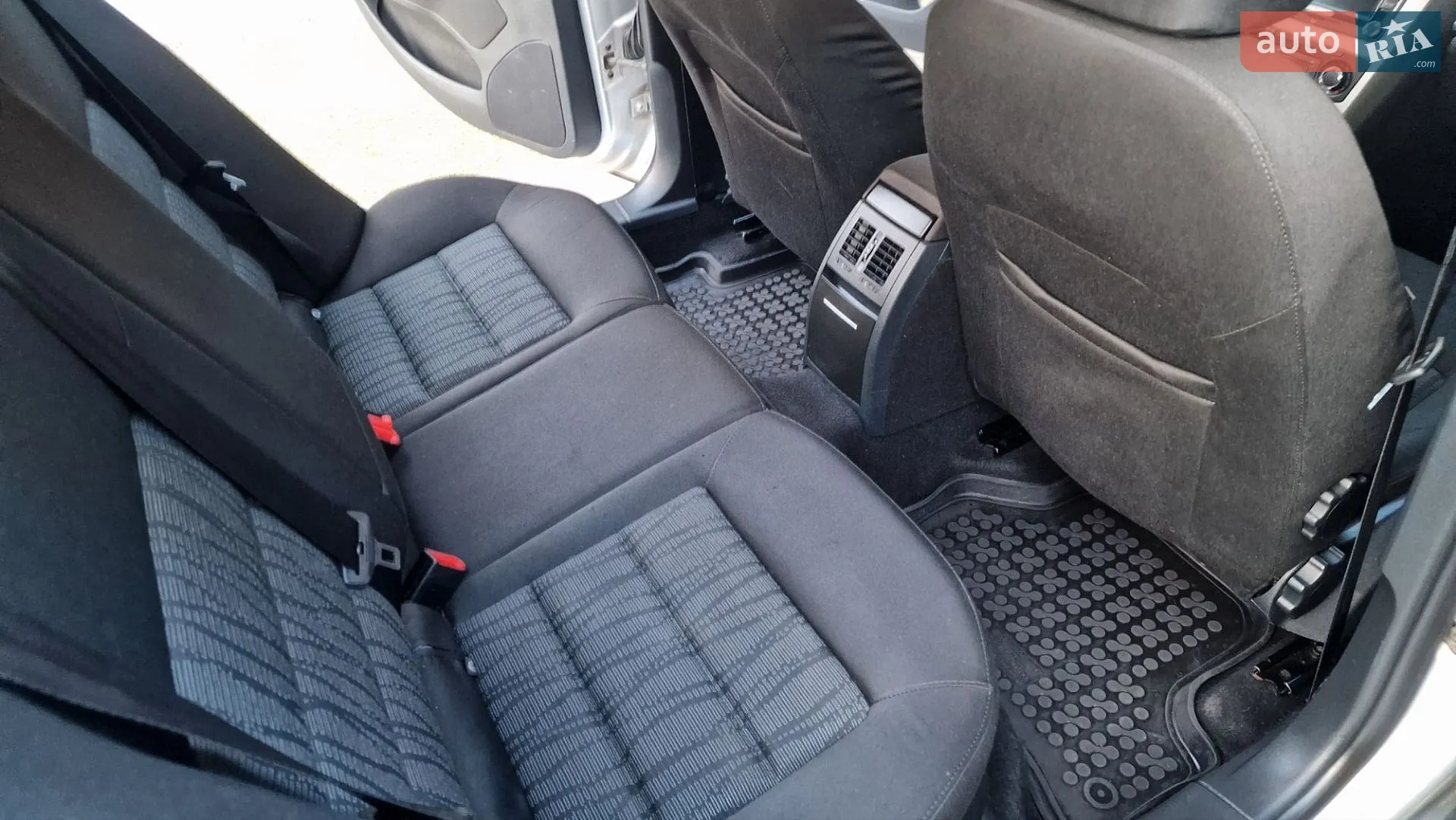 2011 Skoda Octavia - мініатюра 19