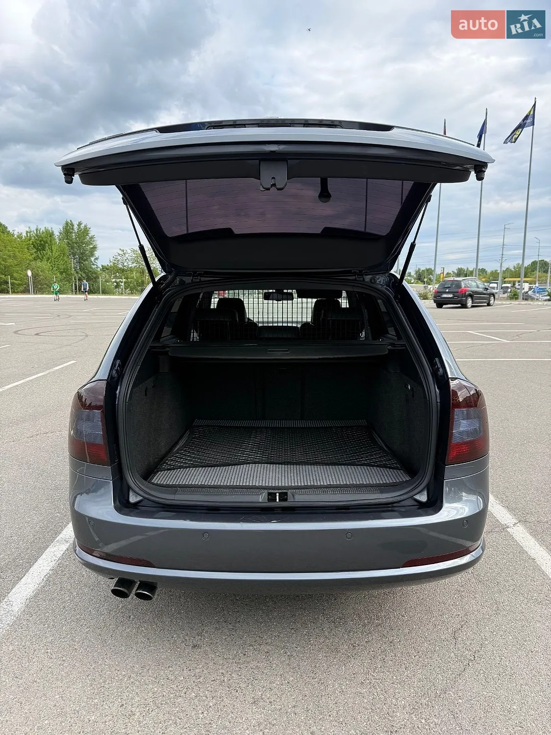 2010 Skoda Octavia - мініатюра 18