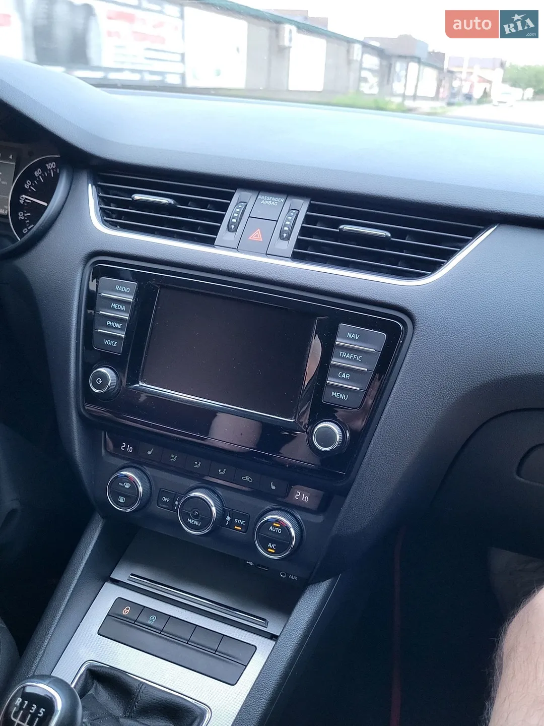 2015 Skoda Octavia - мініатюра 35