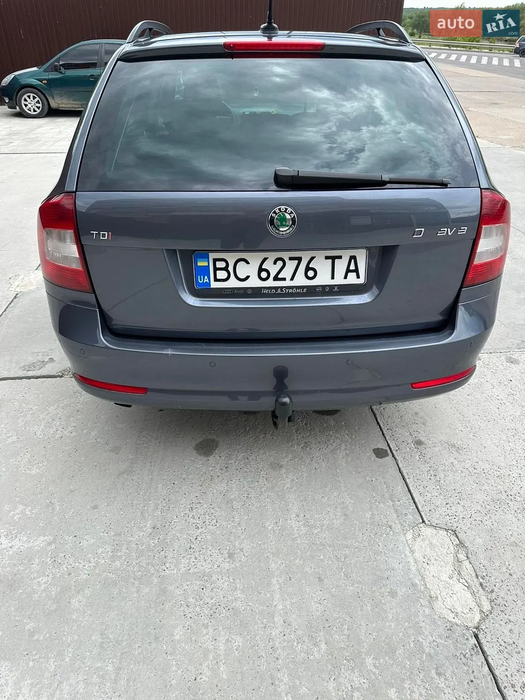 2011 Skoda Octavia - мініатюра 3