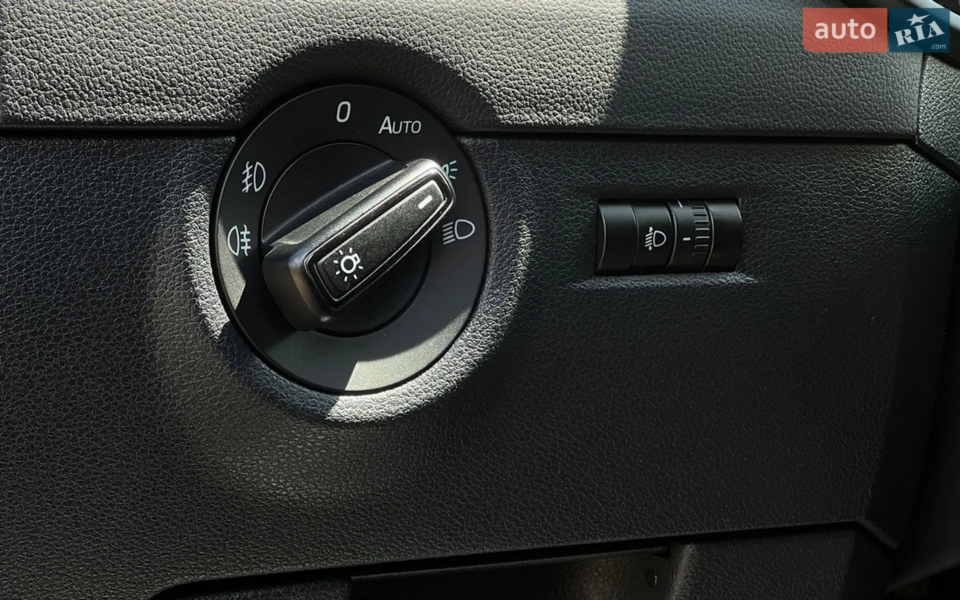 2013 Skoda Octavia - мініатюра 16