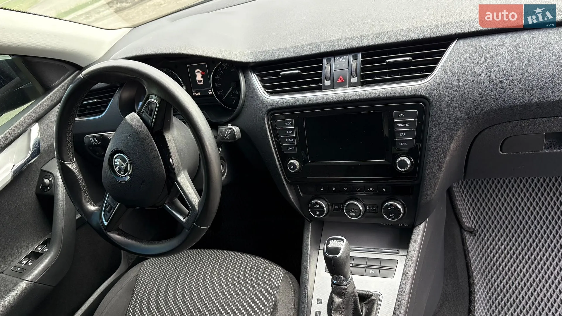 2016 Skoda Octavia - мініатюра 10