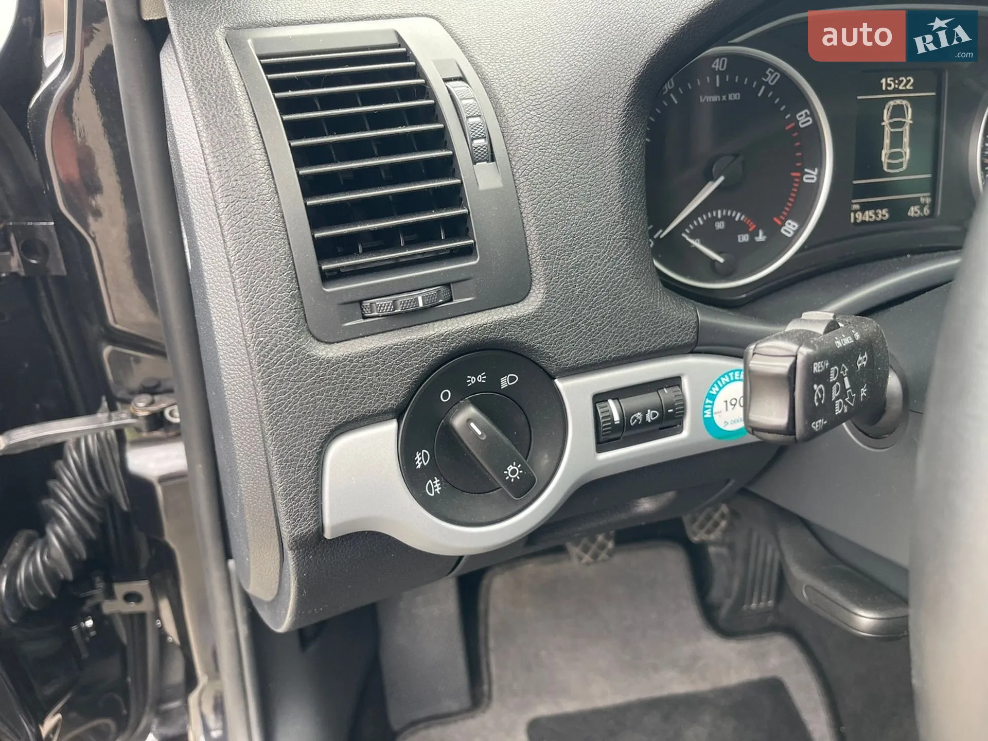 2011 Skoda Octavia - мініатюра 39