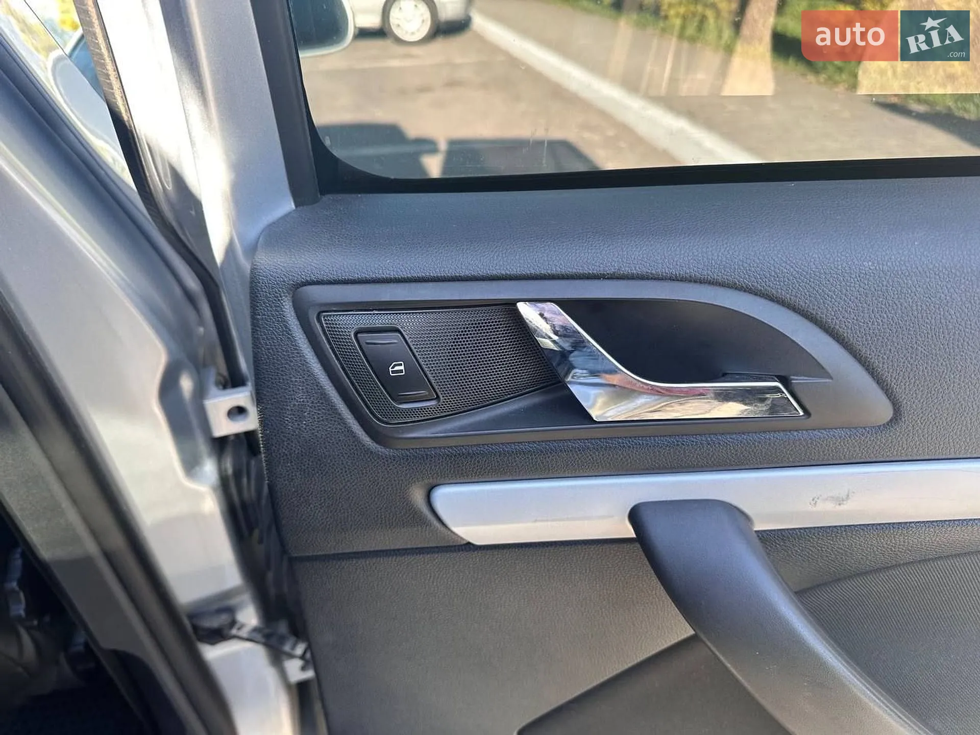 2010 Skoda Octavia - мініатюра 26