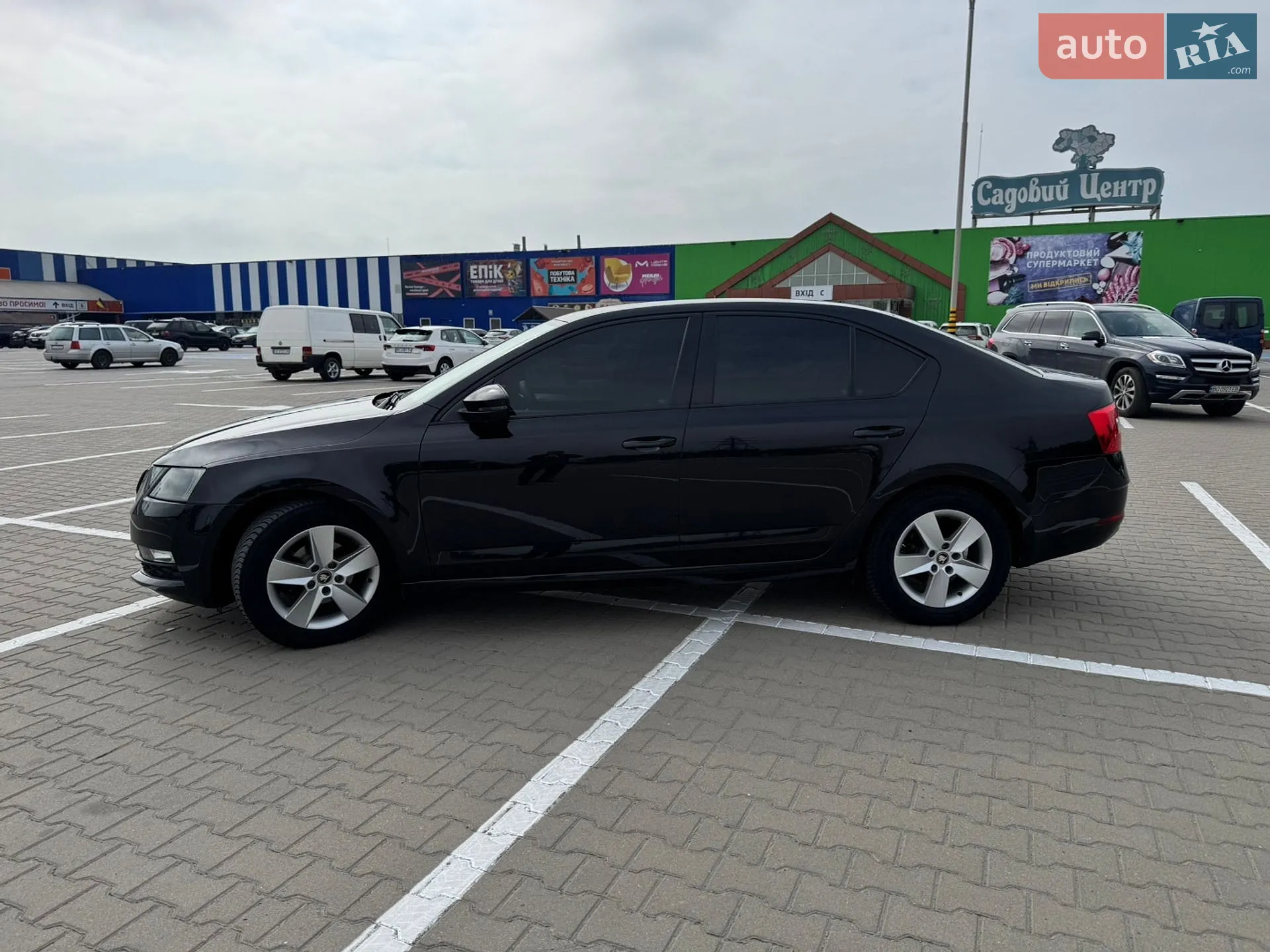 2017 Skoda Octavia - мініатюра 2