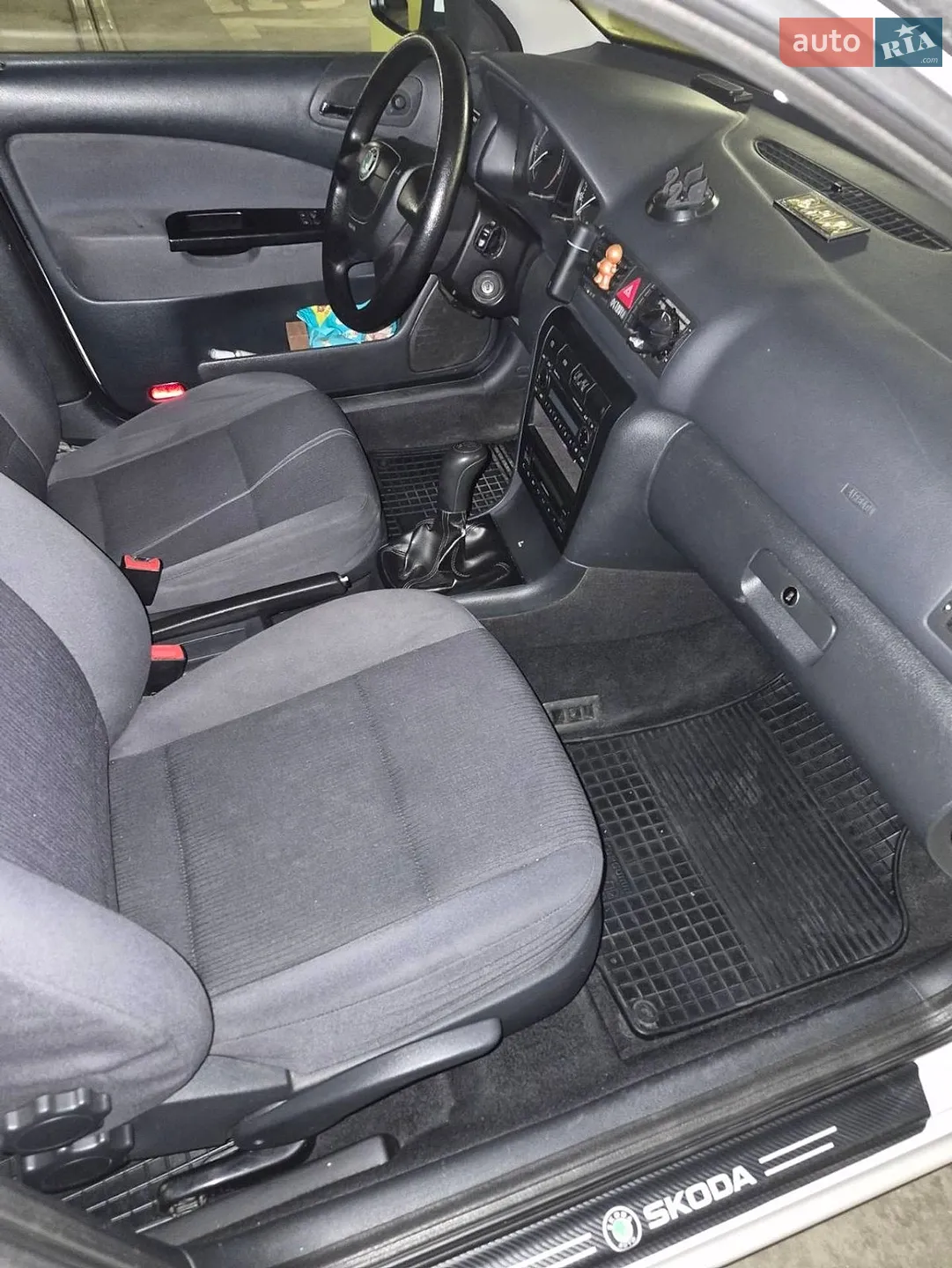 2010 Skoda Octavia - мініатюра 28