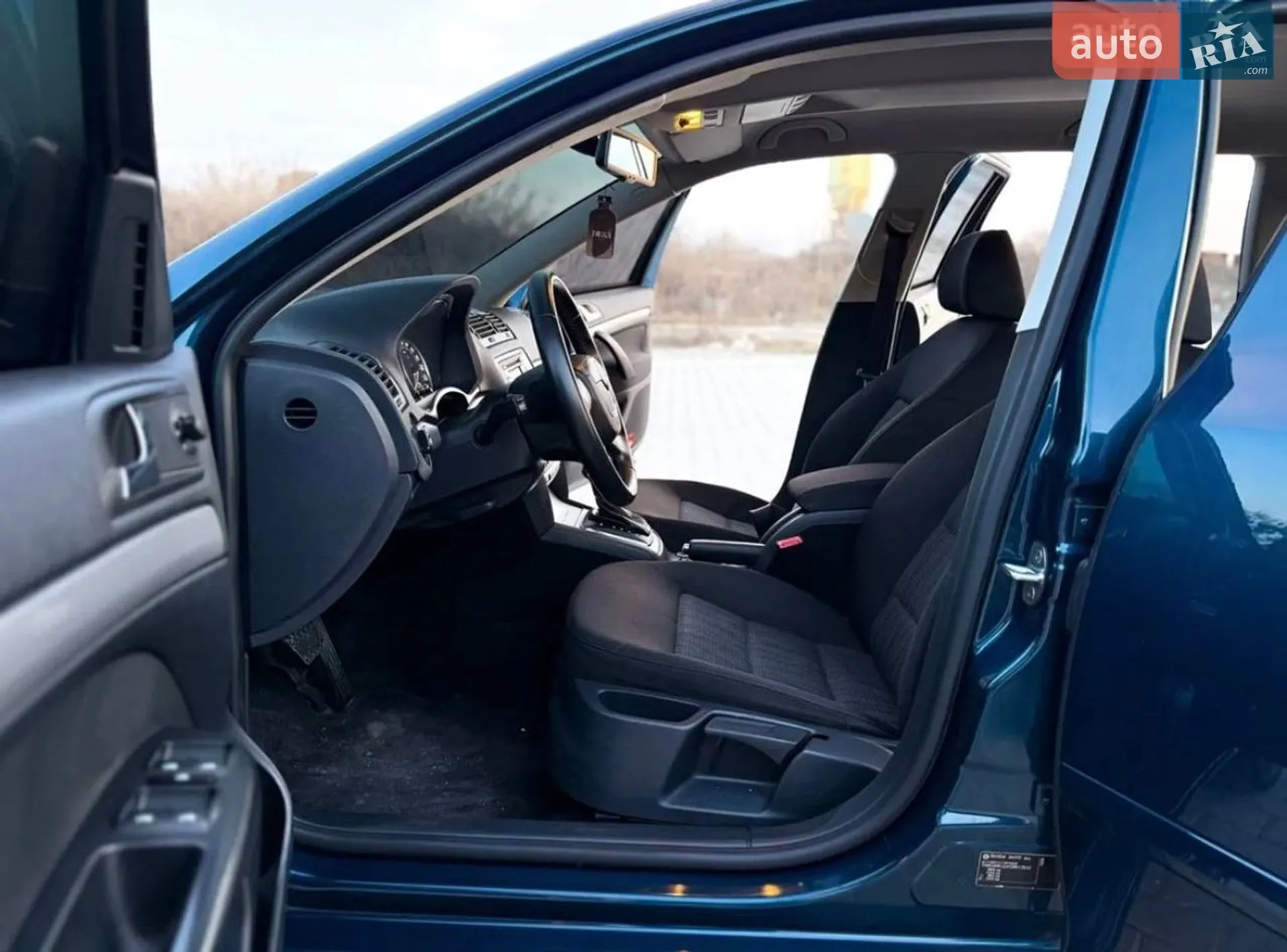 2011 Skoda Octavia - мініатюра 9