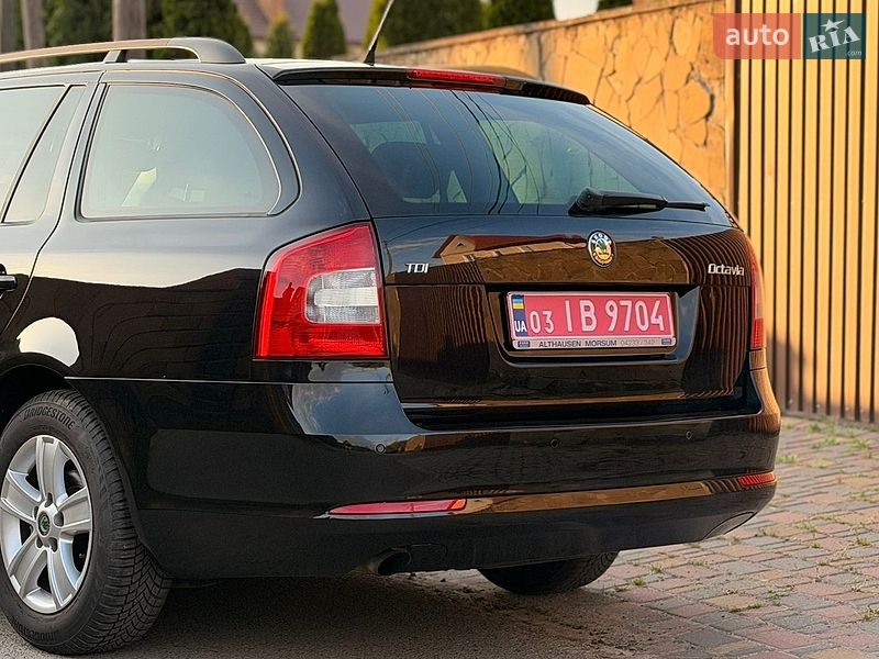 Универсал Skoda Octavia 2011 в Луцке фото 20 Универсал Skoda Octavia 2011 в Луцке