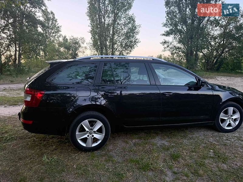 Универсал Skoda Octavia 2014 в Ворзеле