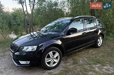 Универсал Skoda Octavia 2014 в Ворзеле