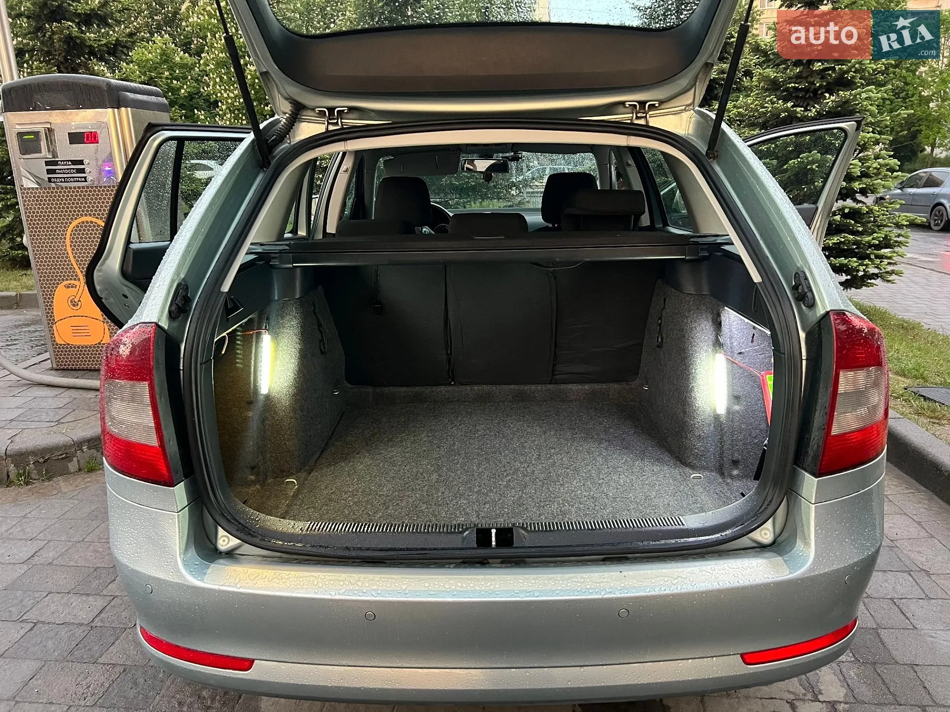 2010 Skoda Octavia - мініатюра 30