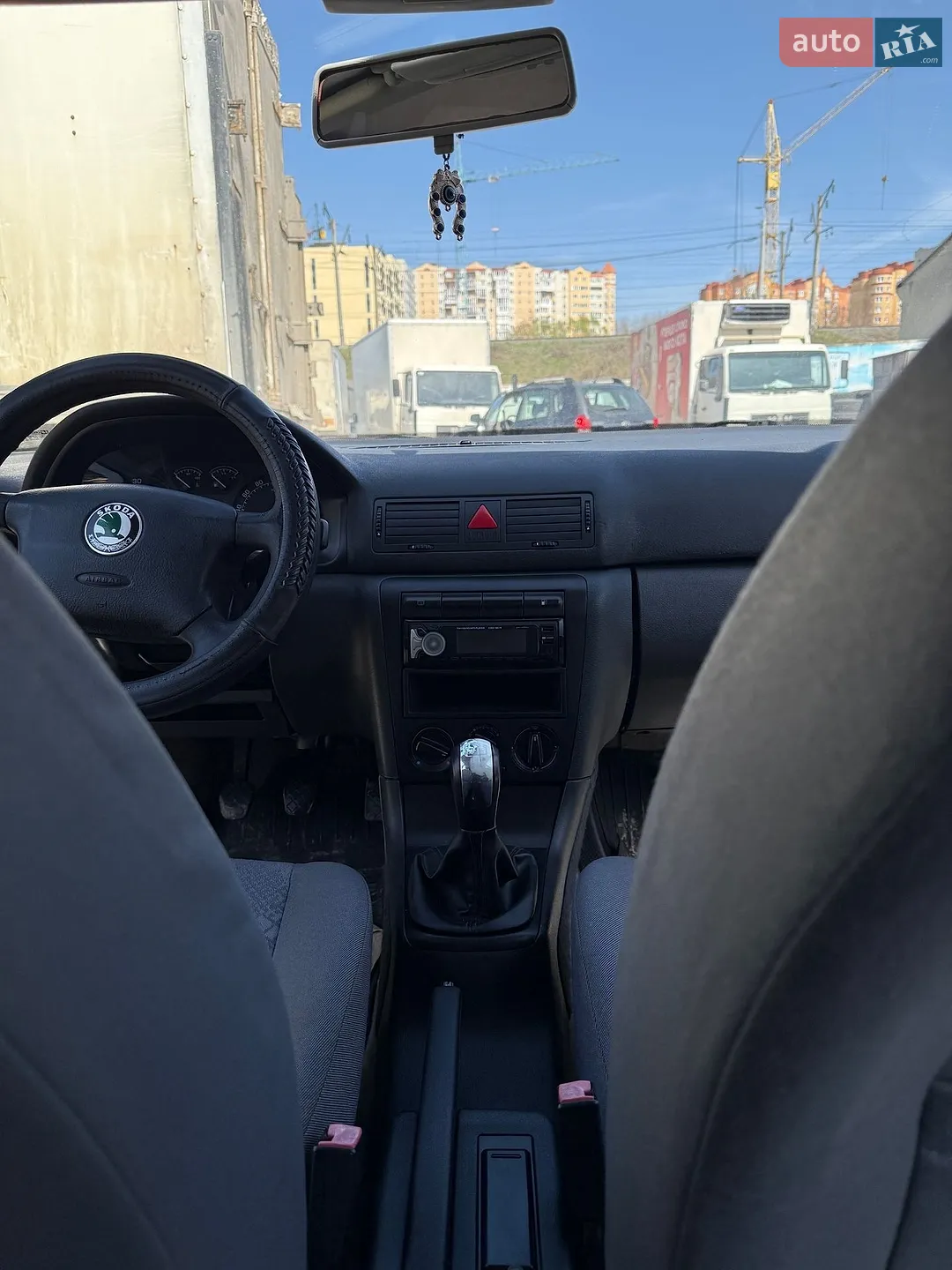 Skoda Octavia 2004 VIN TMBDG41U342906708 фото оголошення 4 з 13