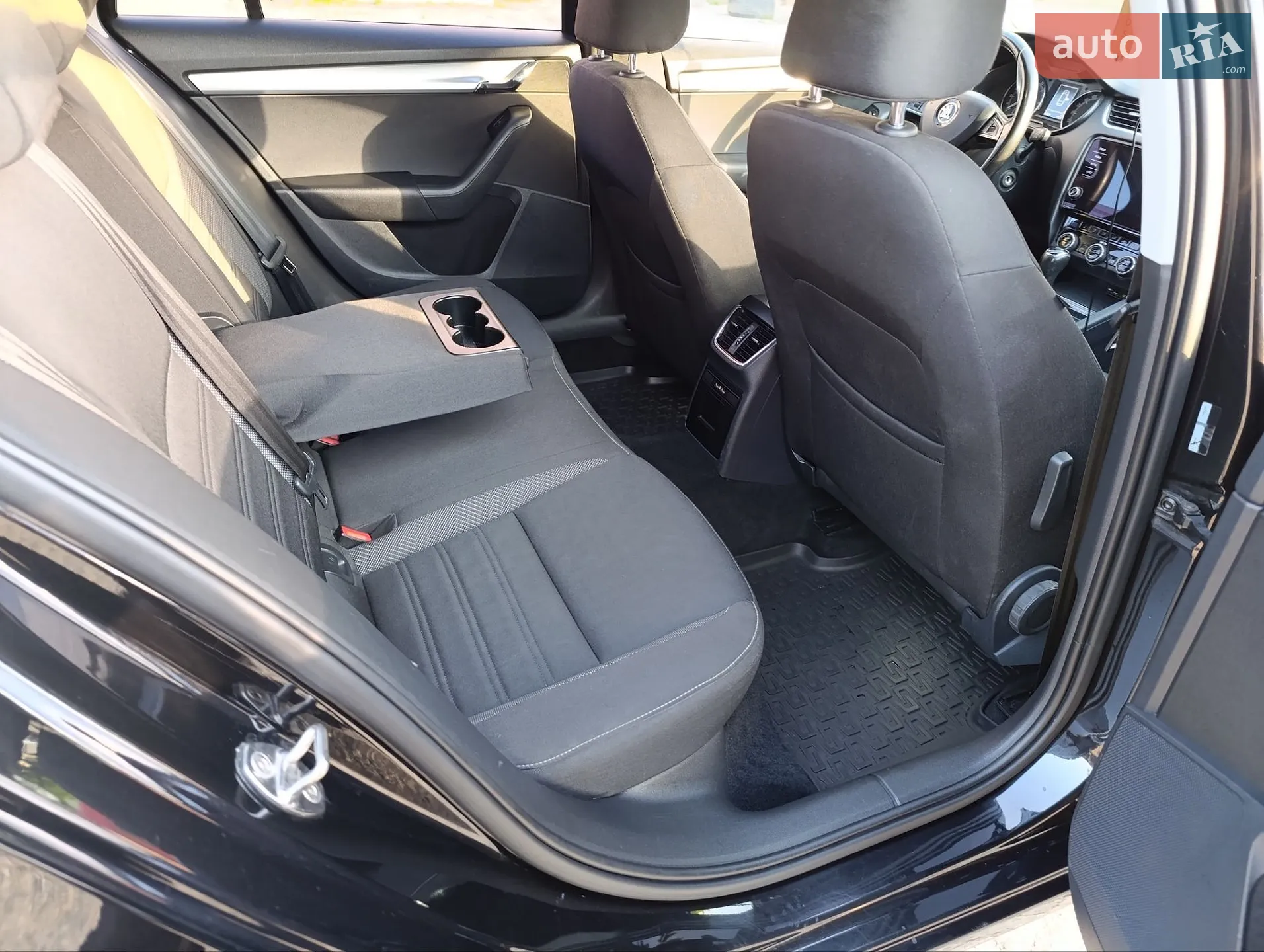 2017 Skoda Octavia - мініатюра 24