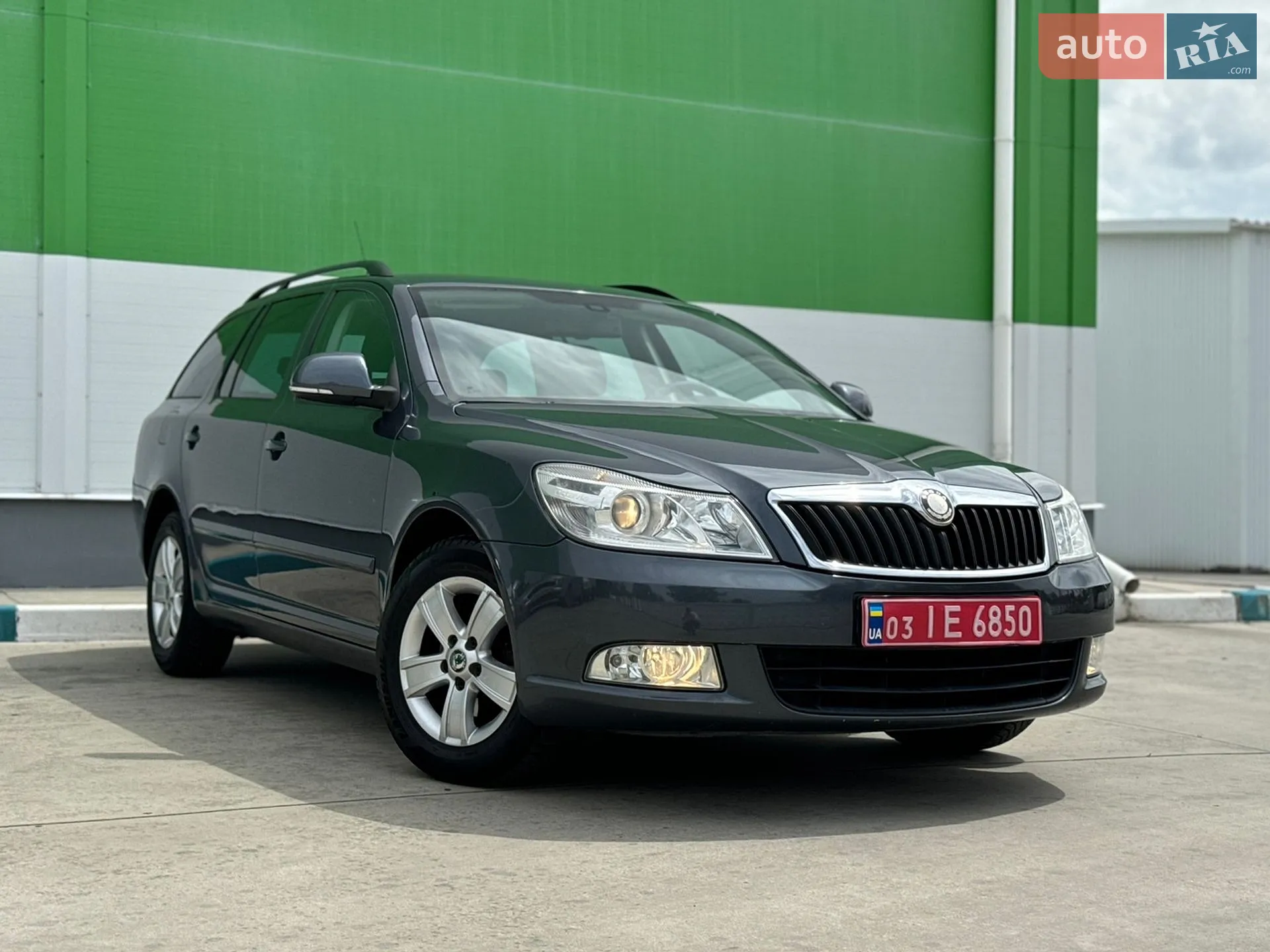 2010 Skoda Octavia - фото 1