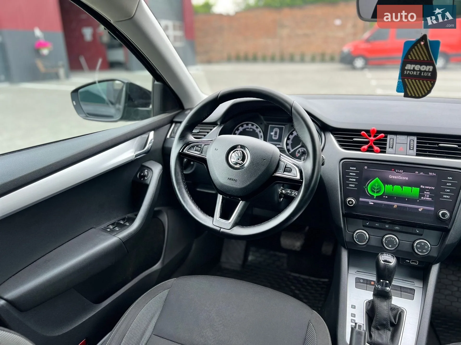 2018 Skoda Octavia - мініатюра 32