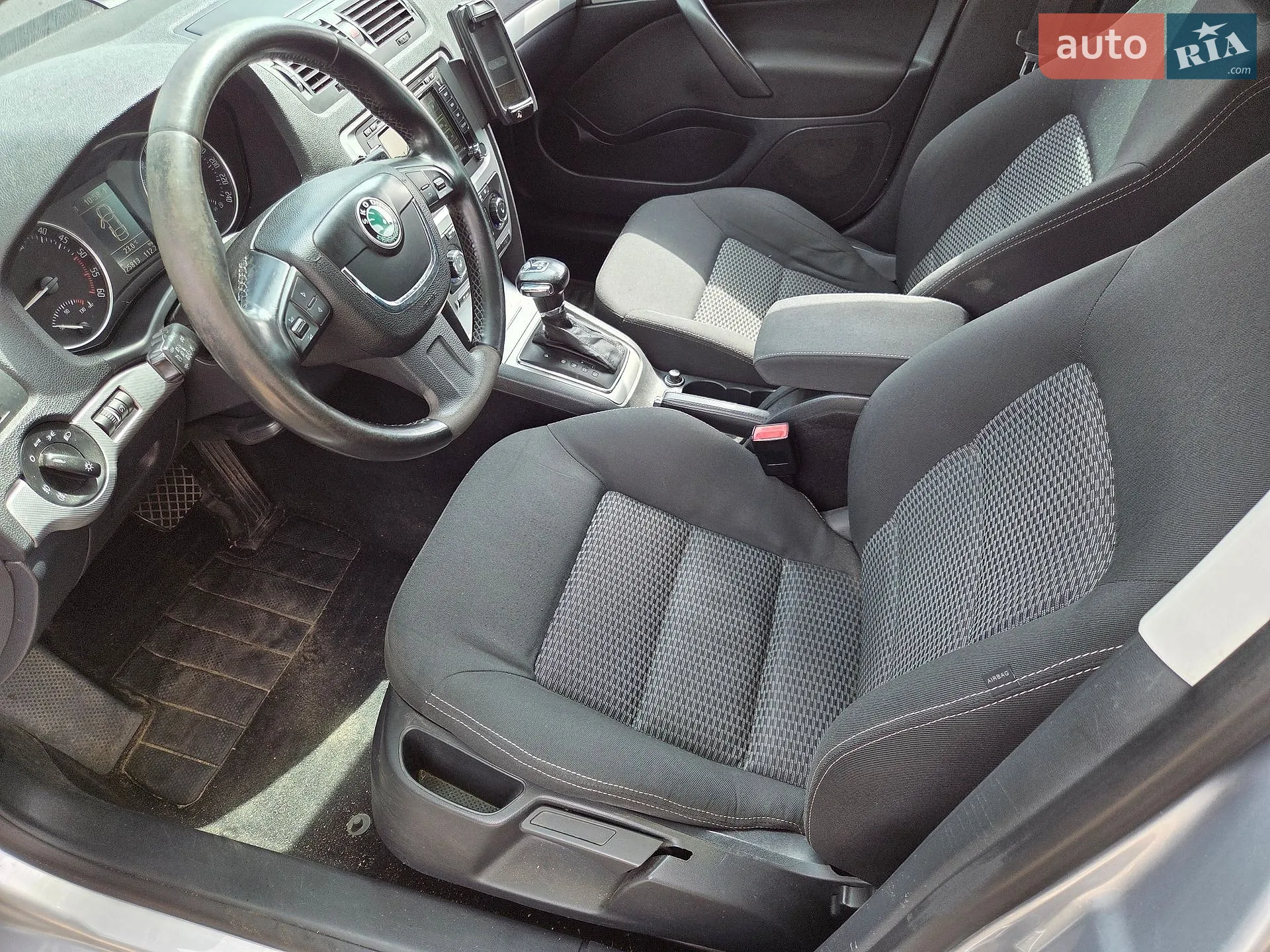 2011 Skoda Octavia - мініатюра 11