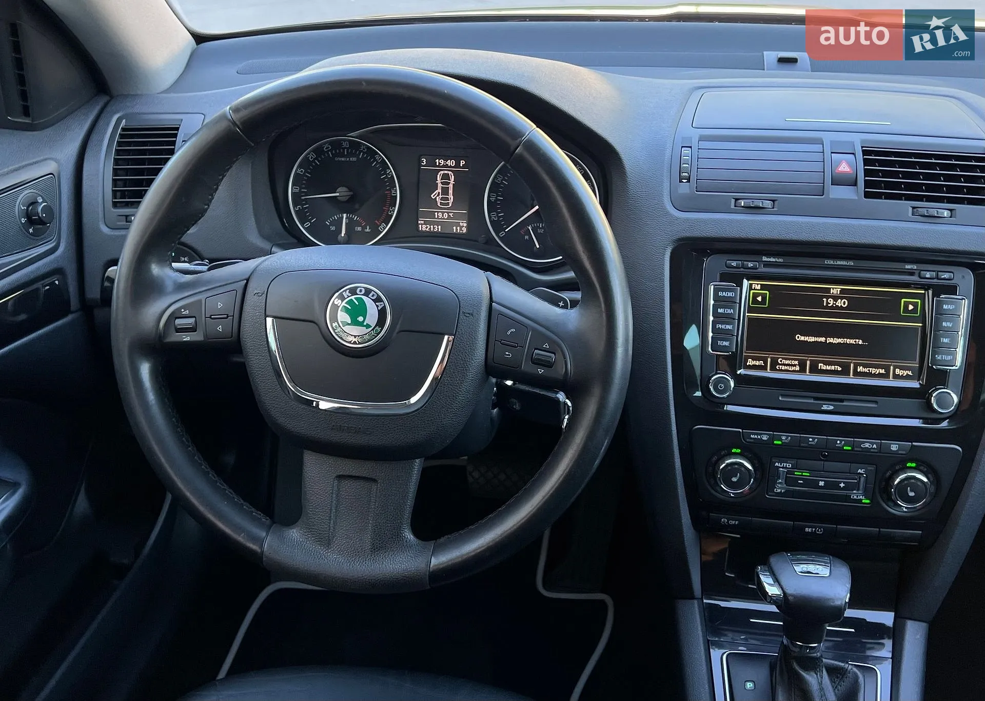 2011 Skoda Octavia - мініатюра 129