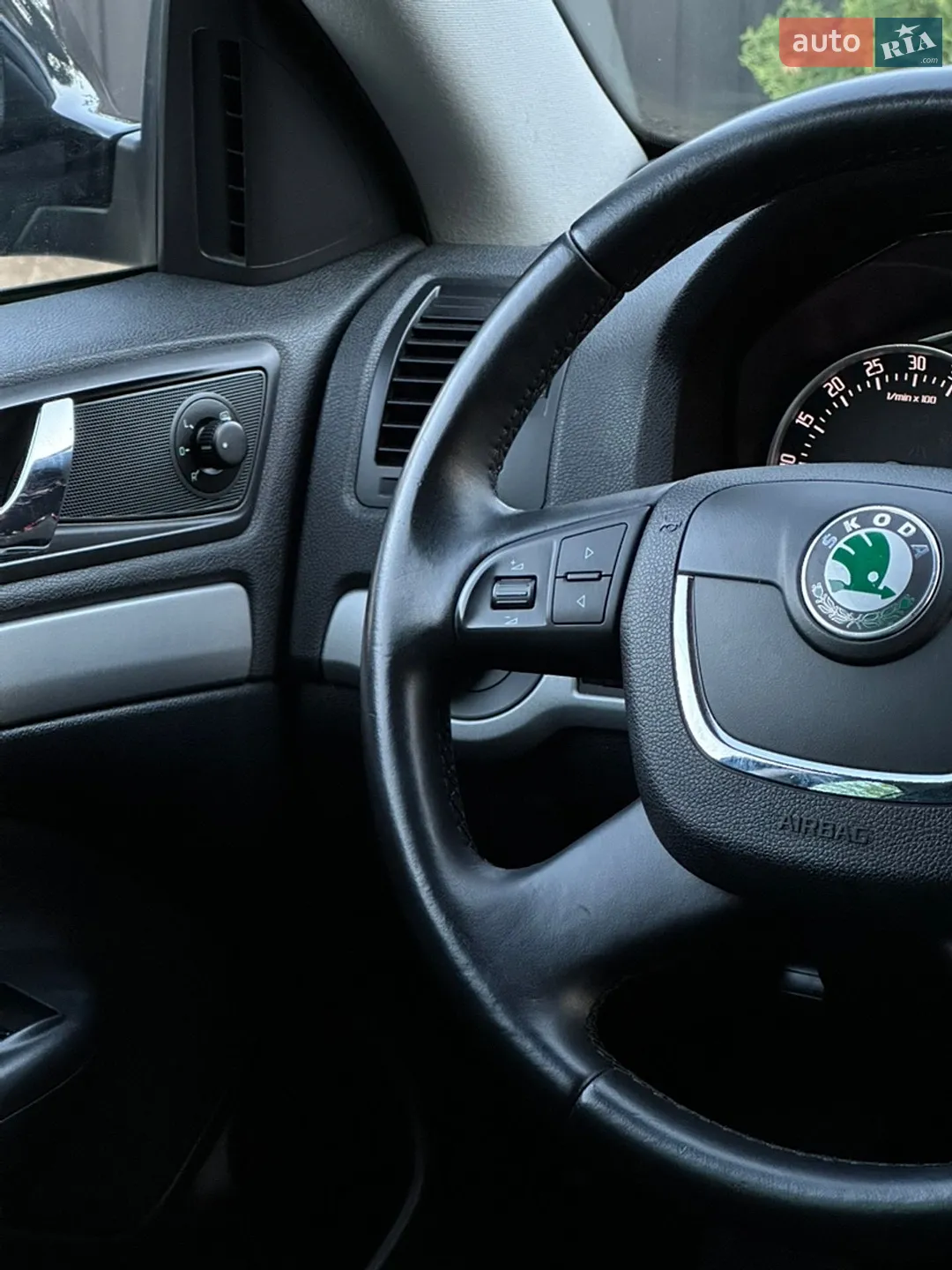 2012 Skoda Octavia - мініатюра 47