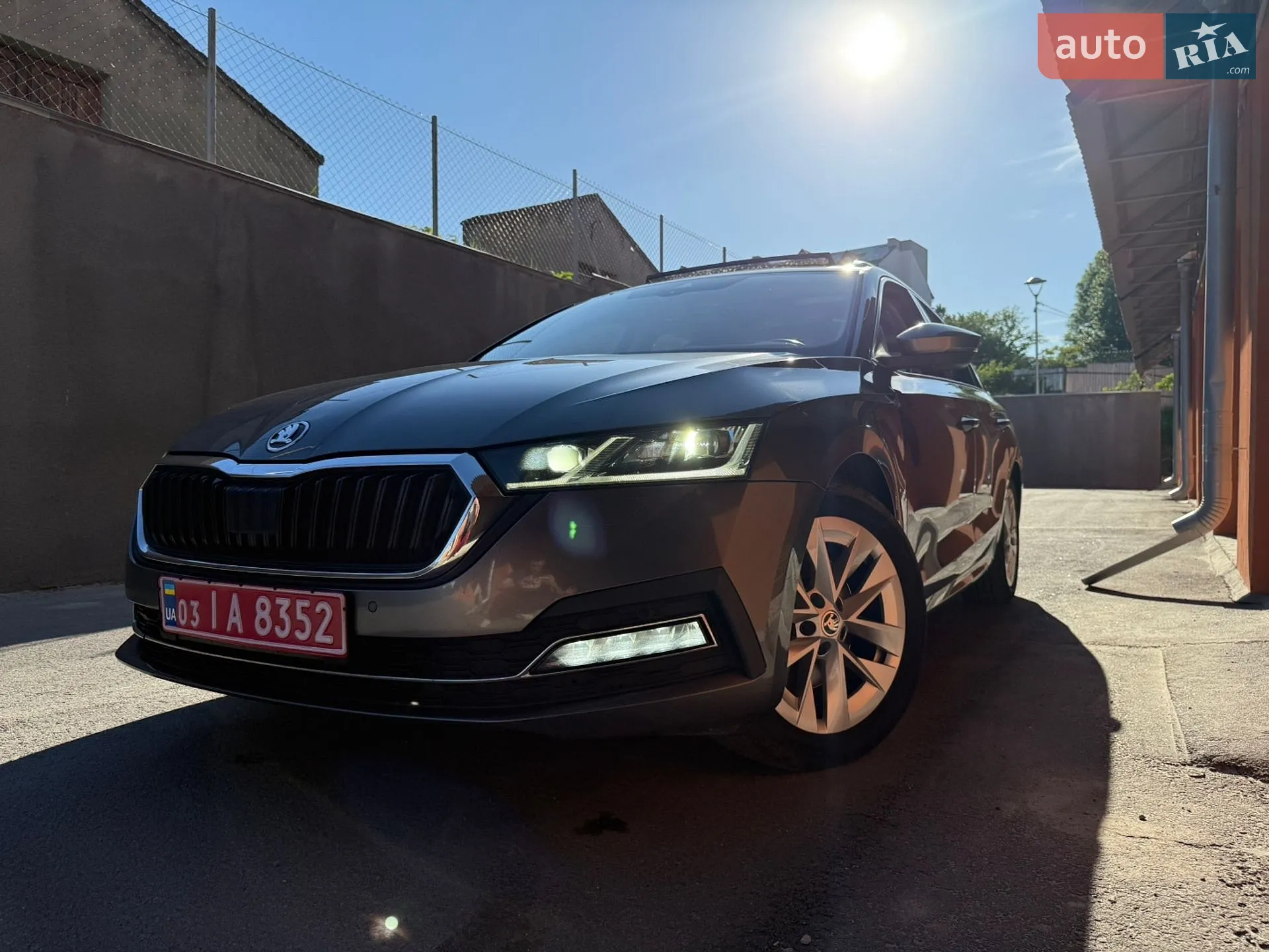 2022 Skoda Octavia - фото 1