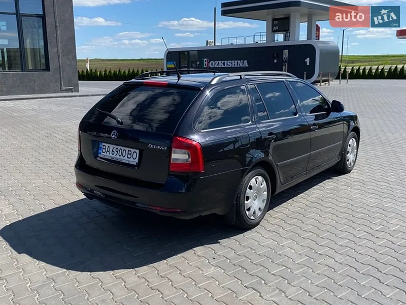 Skoda Octavia 2010 VIN TMBJJ21Z2A2128451 фото оголошення 5 з 52