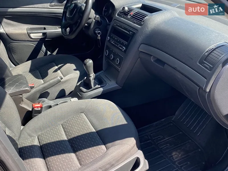 Skoda Octavia 2010 VIN TMBJJ21Z2A2128451 фото оголошення 14 з 52