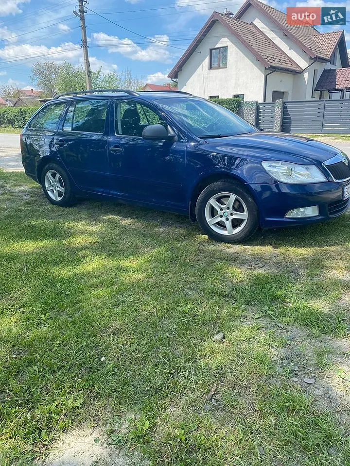 2010 Skoda Octavia - мініатюра 22