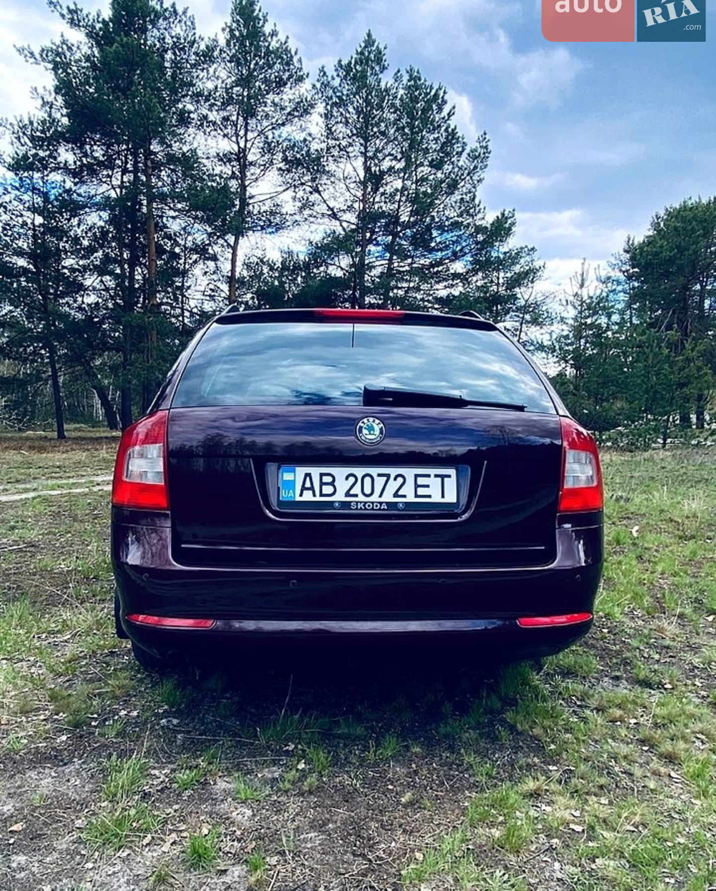 2010 Skoda Octavia - мініатюра 2