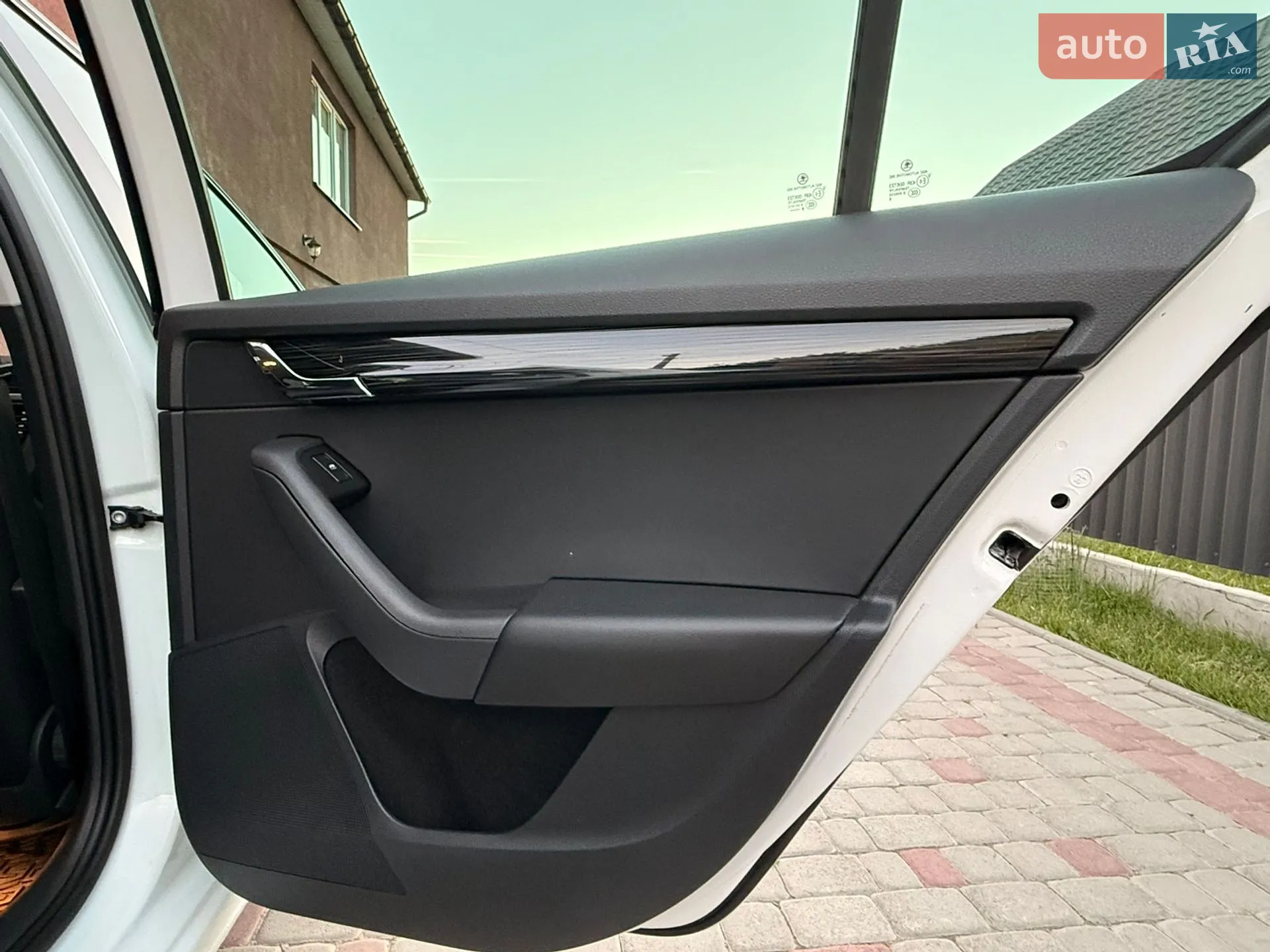 2019 Skoda Octavia - мініатюра 46
