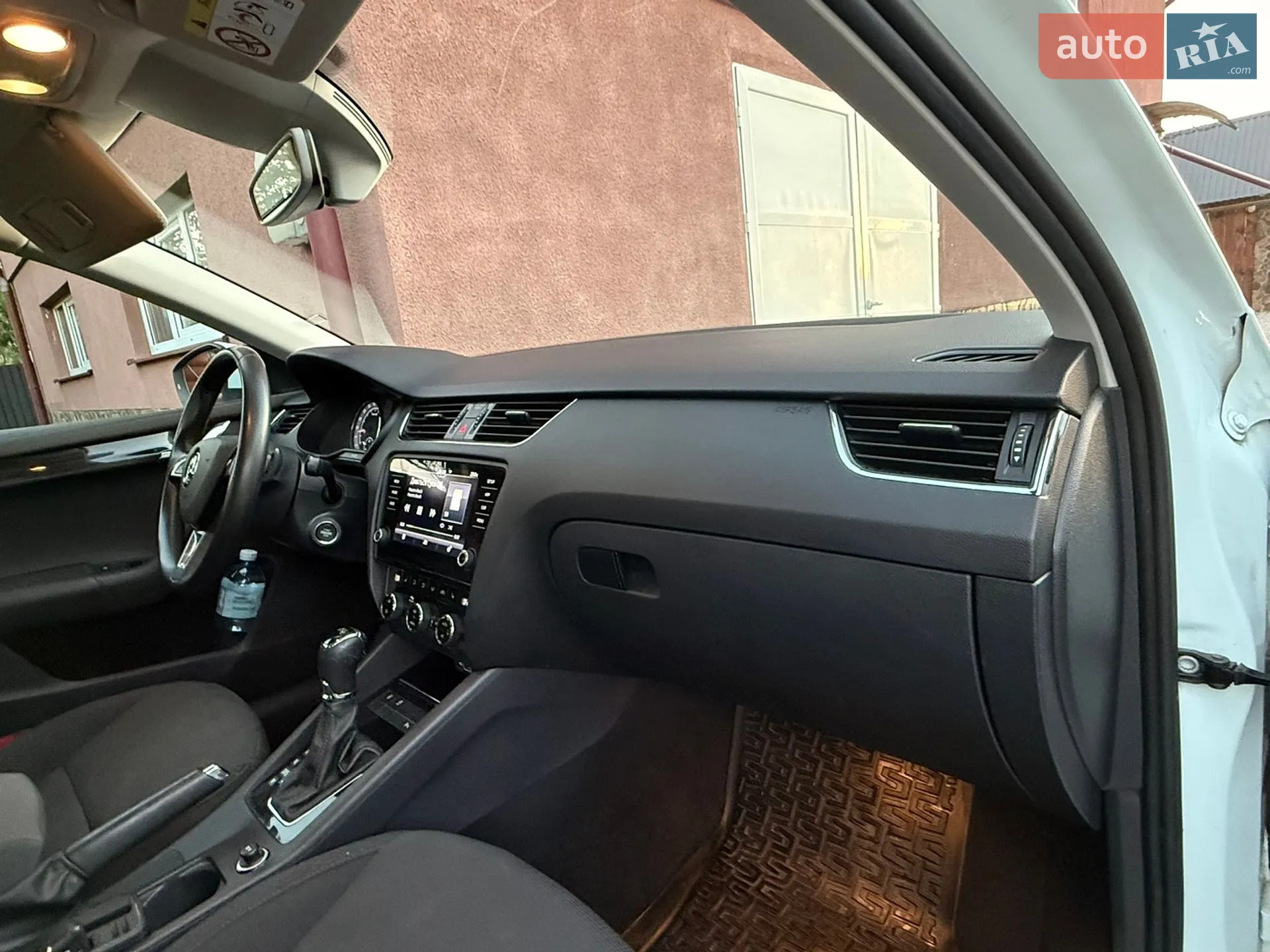 2019 Skoda Octavia - мініатюра 48