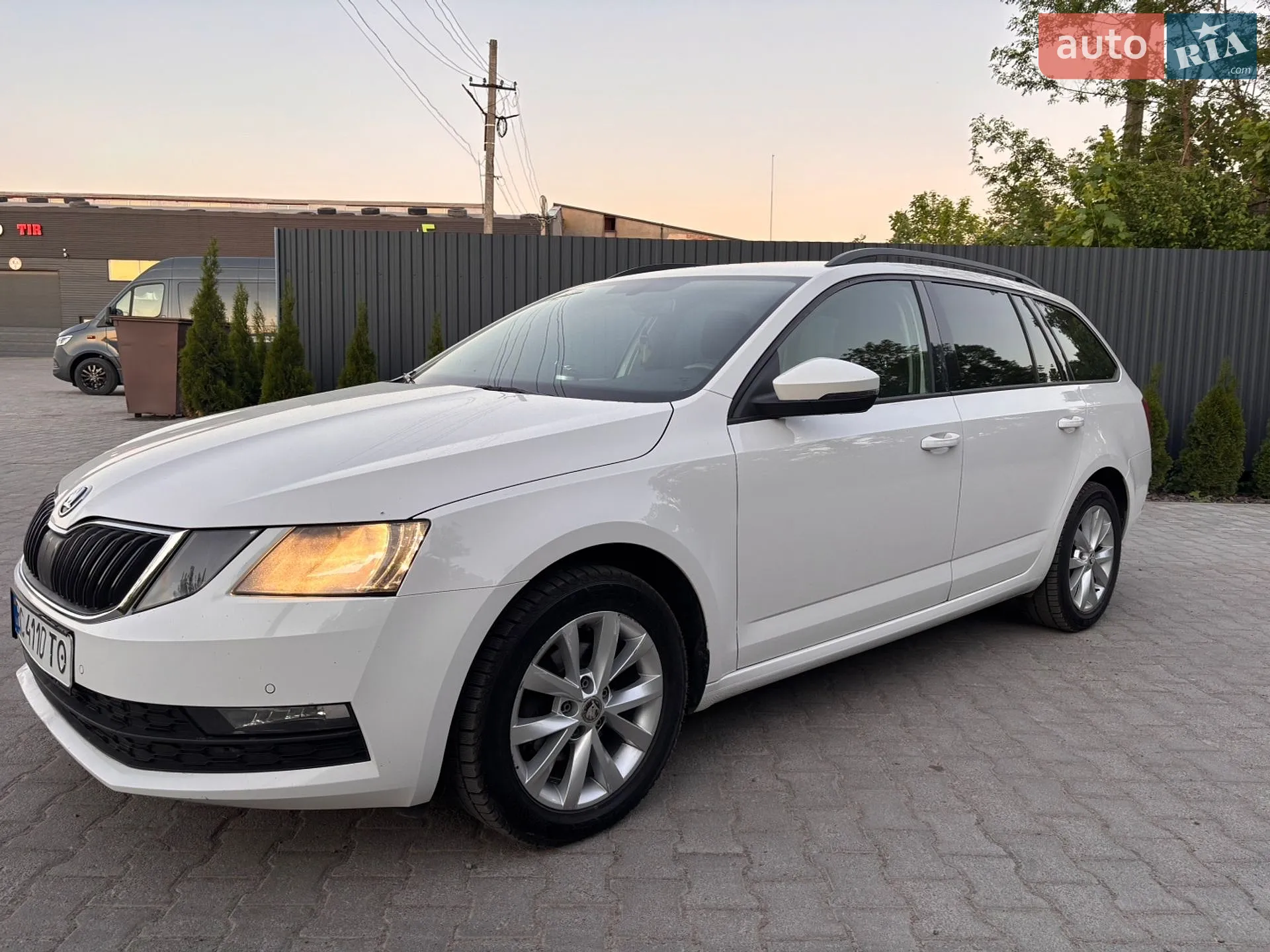 2019 Skoda Octavia - мініатюра 2