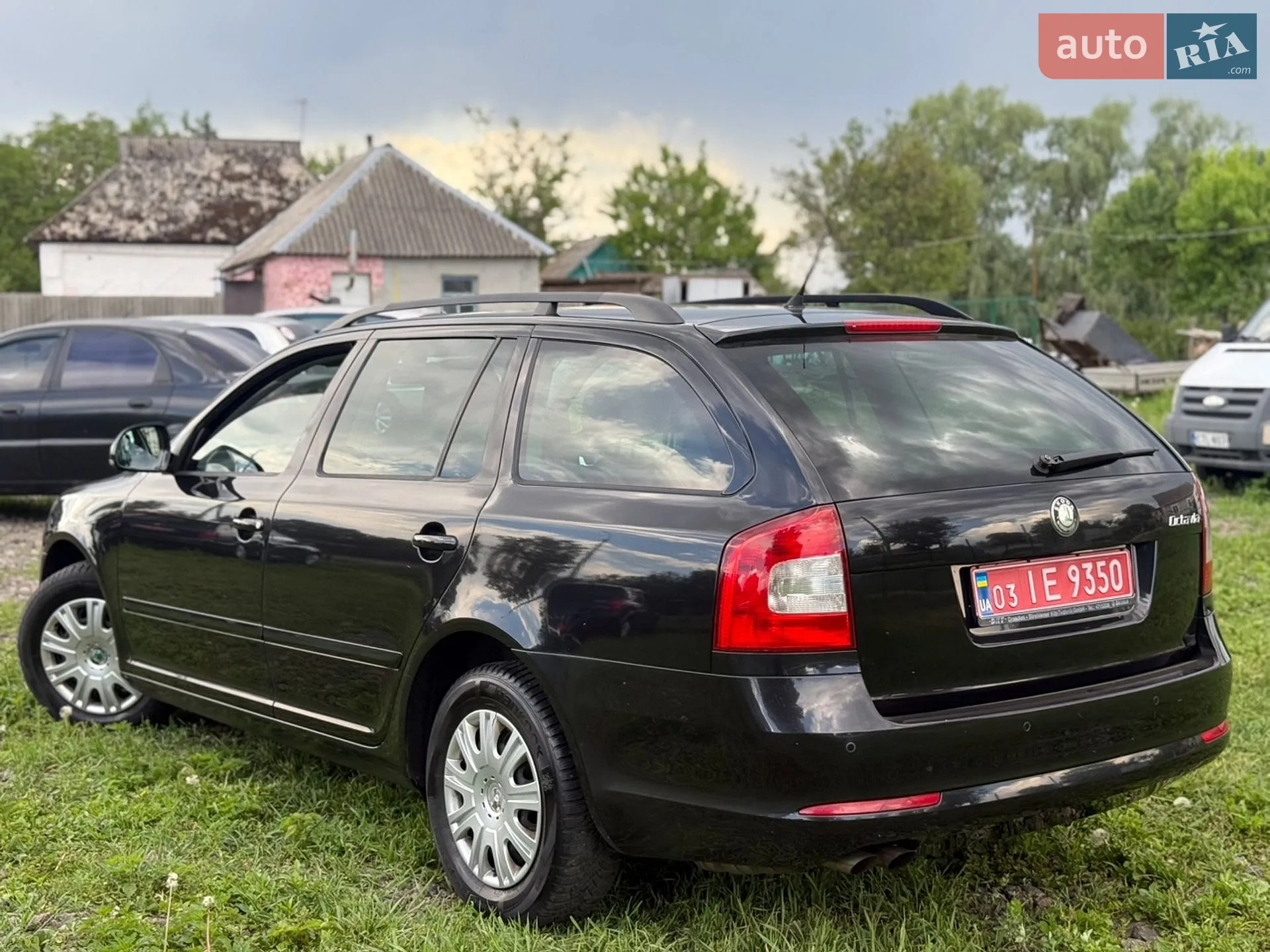 2010 Skoda Octavia - мініатюра 12