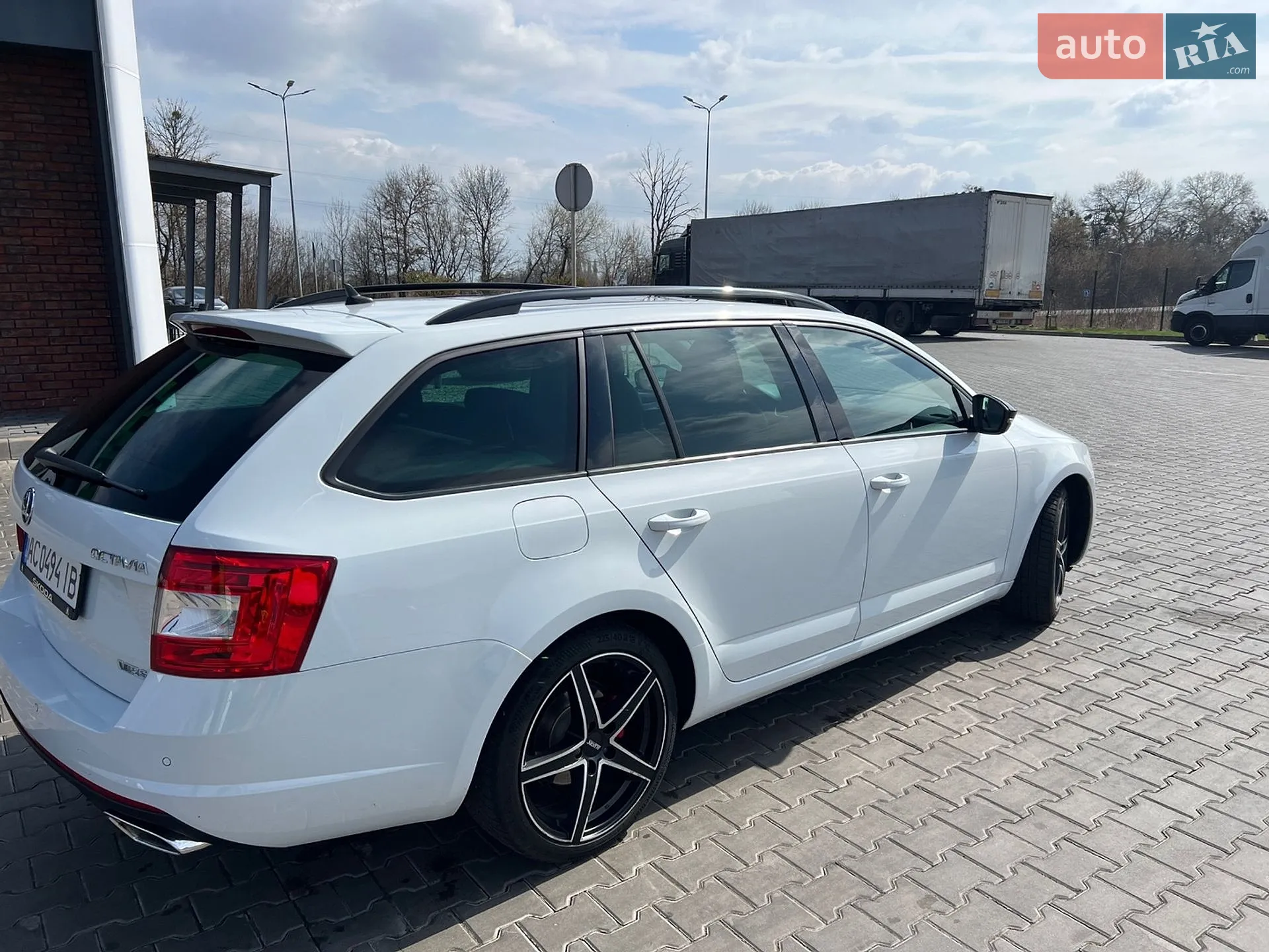 2016 Skoda Octavia - мініатюра 19