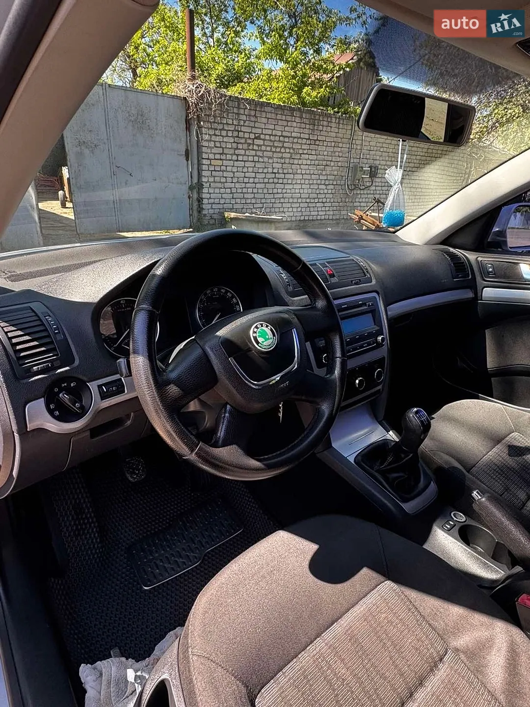 2010 Skoda Octavia - мініатюра 4