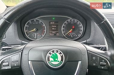Универсал Skoda Octavia 2011 в Клевани