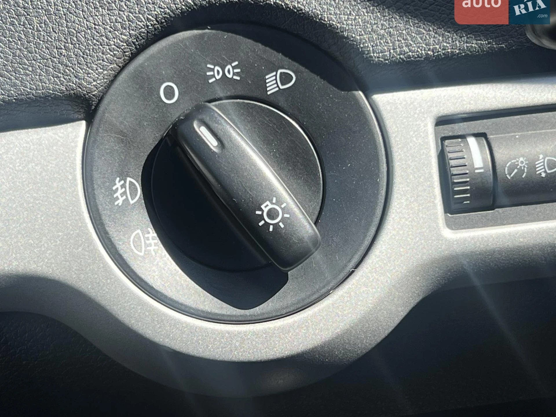 2011 Skoda Octavia - мініатюра 15