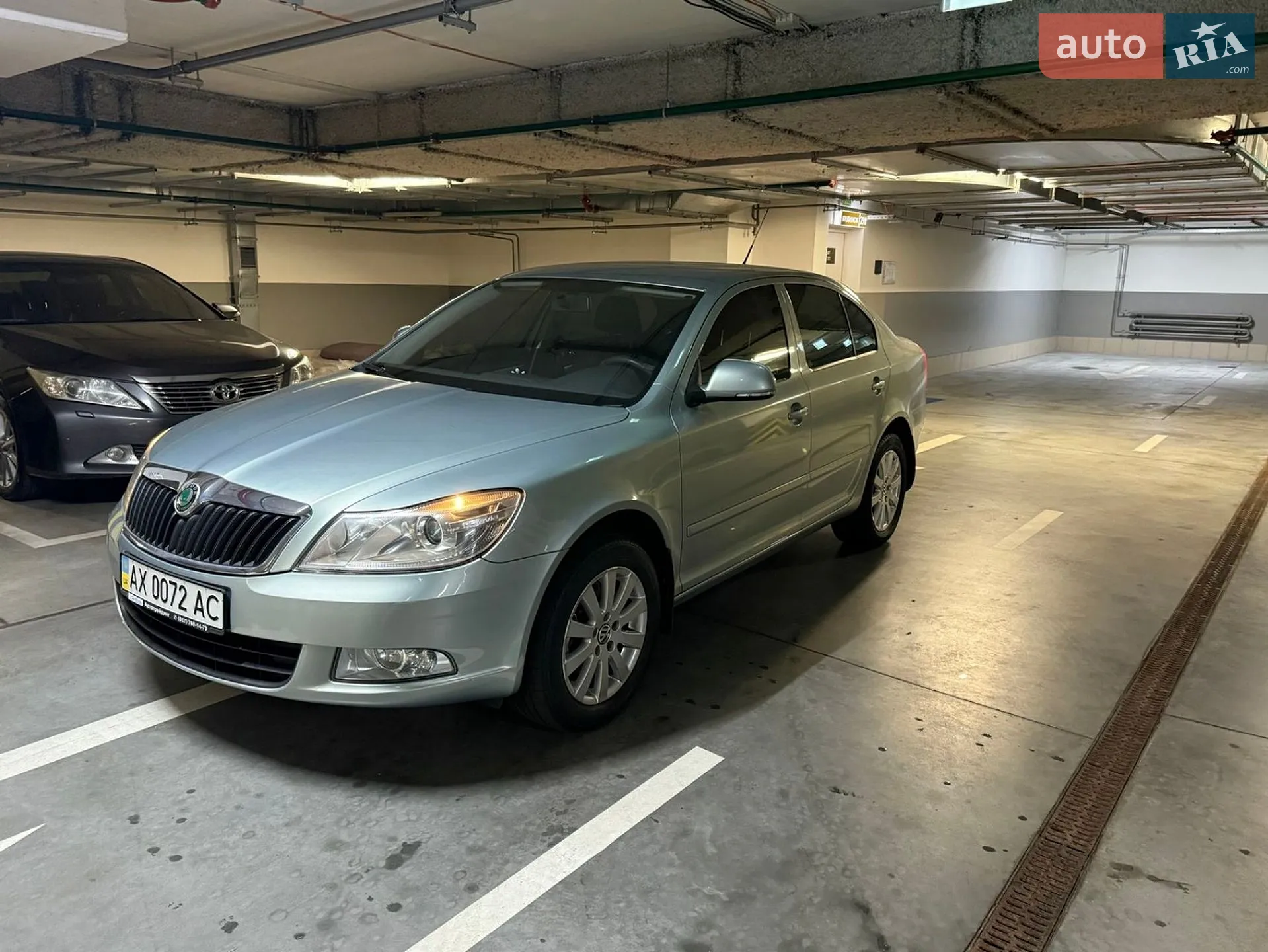 2010 Skoda Octavia - мініатюра 2