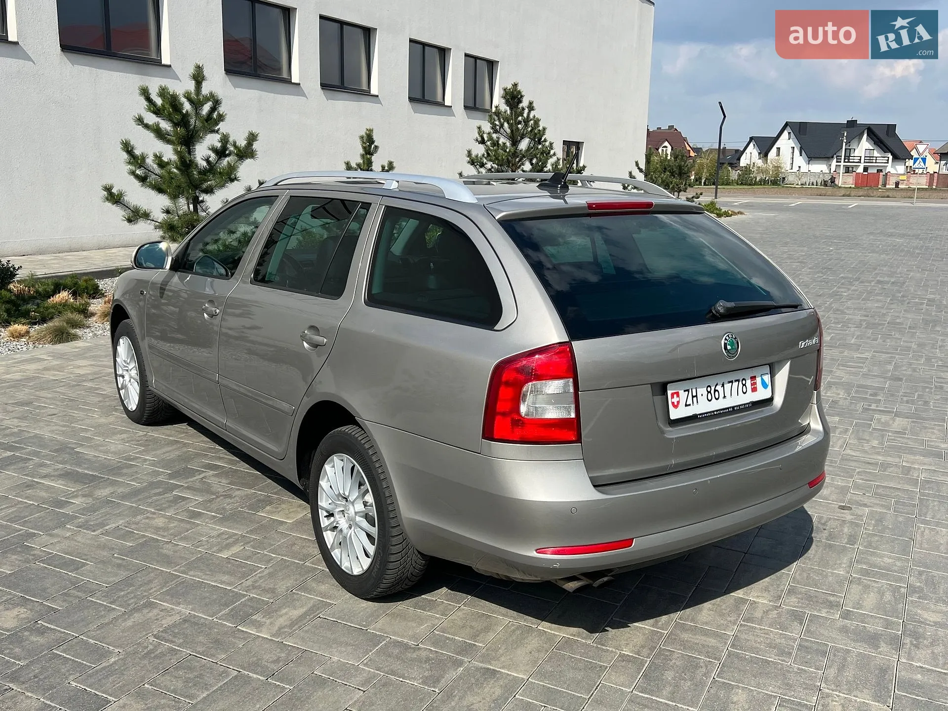 2011 Skoda Octavia - мініатюра 16