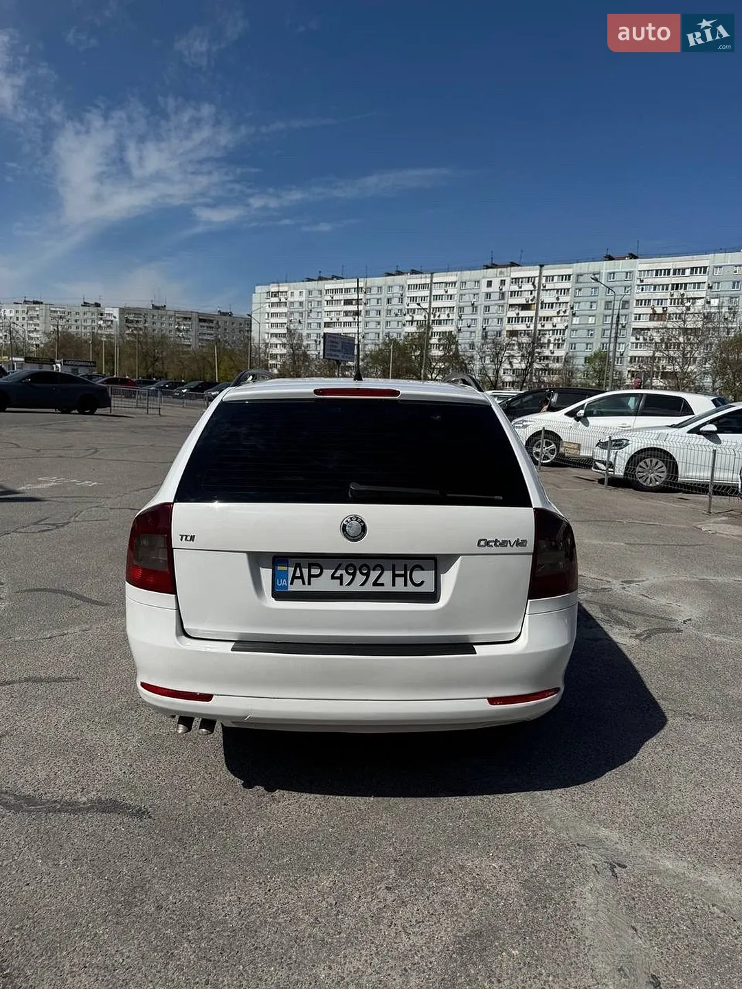 2010 Skoda Octavia - мініатюра 5
