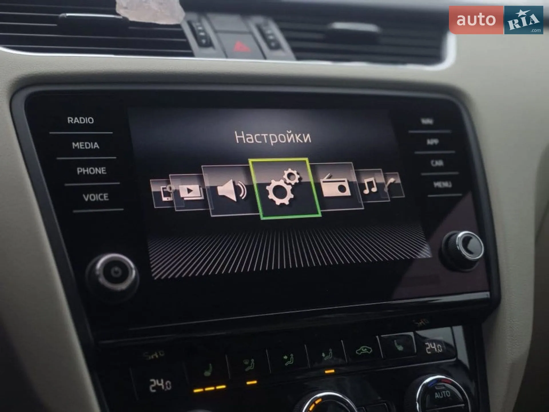 2017 Skoda Octavia - мініатюра 31