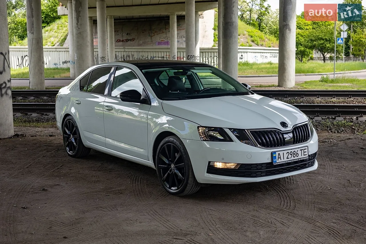 2017 Skoda Octavia - мініатюра 24
