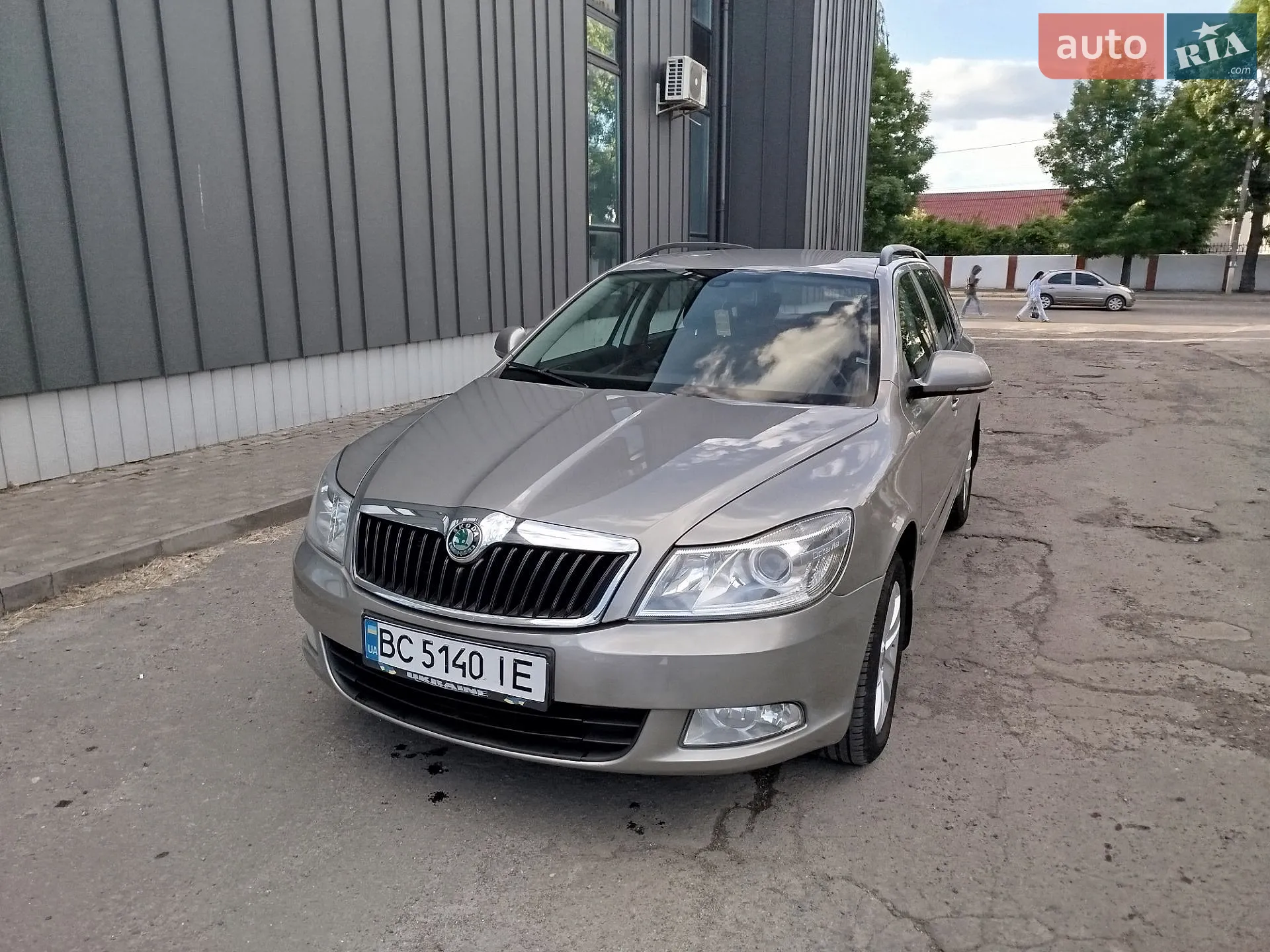 2010 Skoda Octavia - мініатюра 13