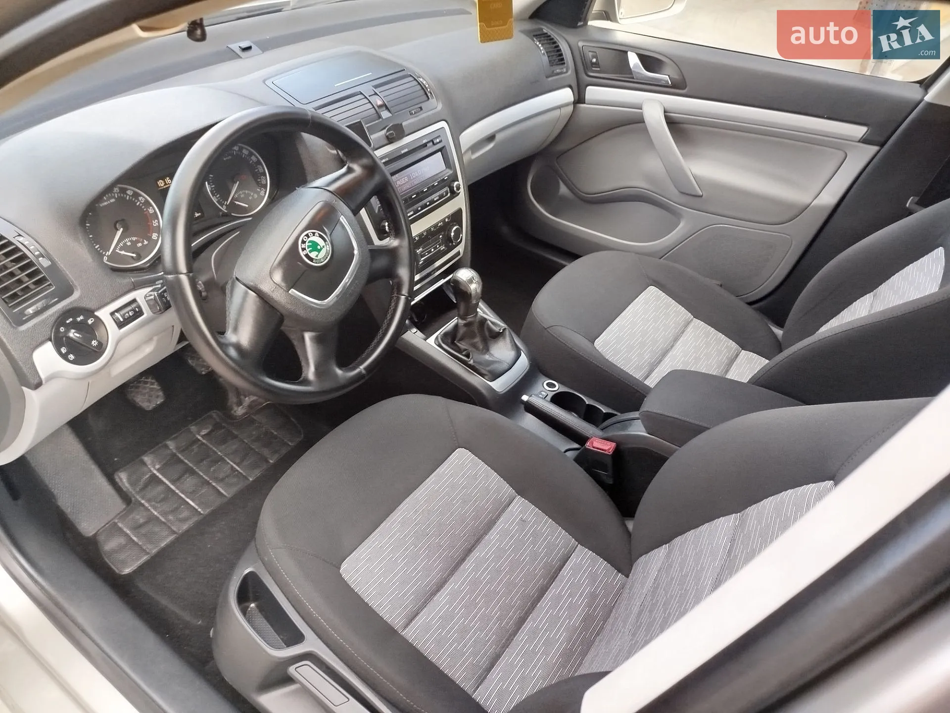 2010 Skoda Octavia - мініатюра 29