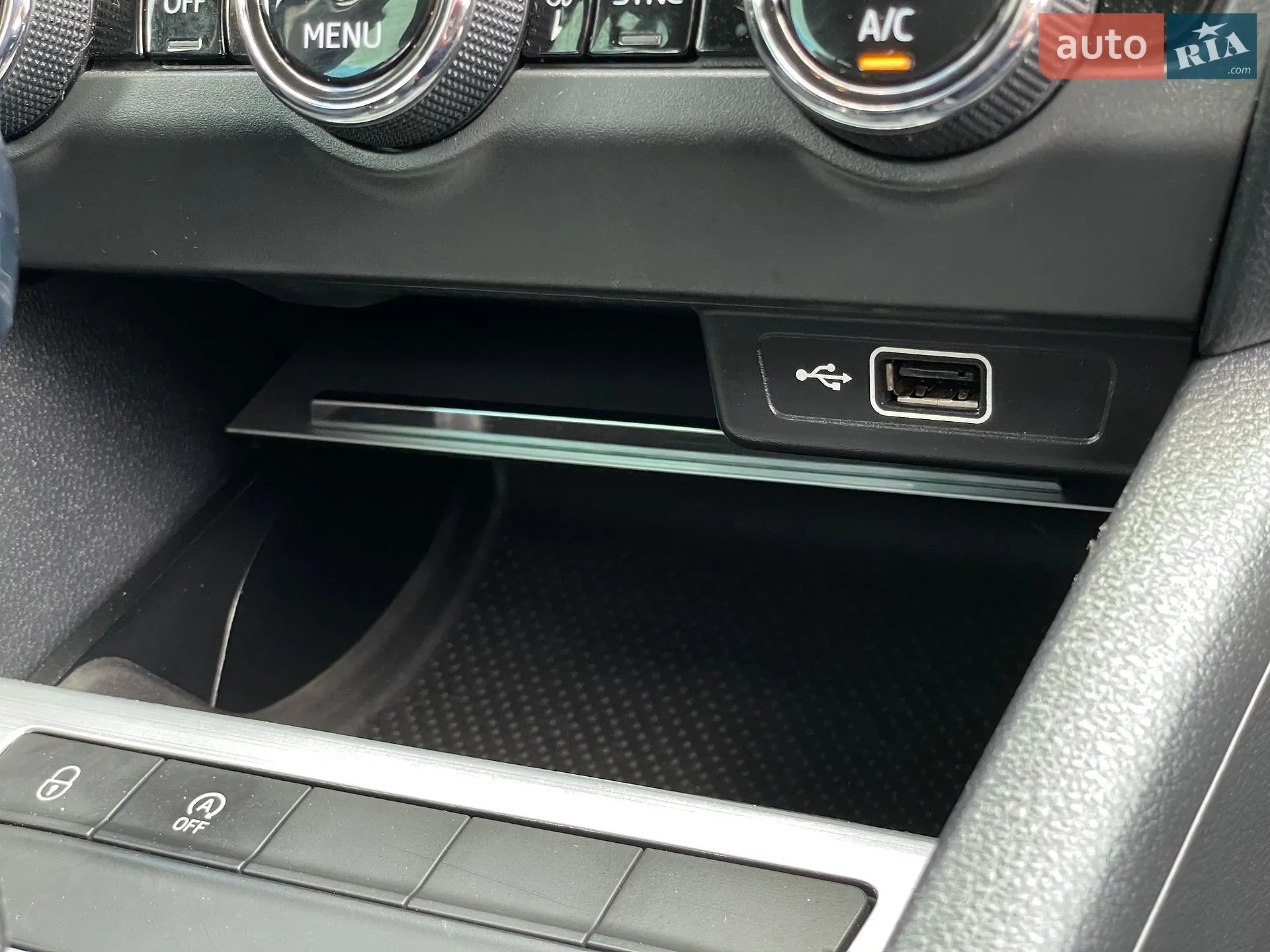 2018 Skoda Octavia - мініатюра 36