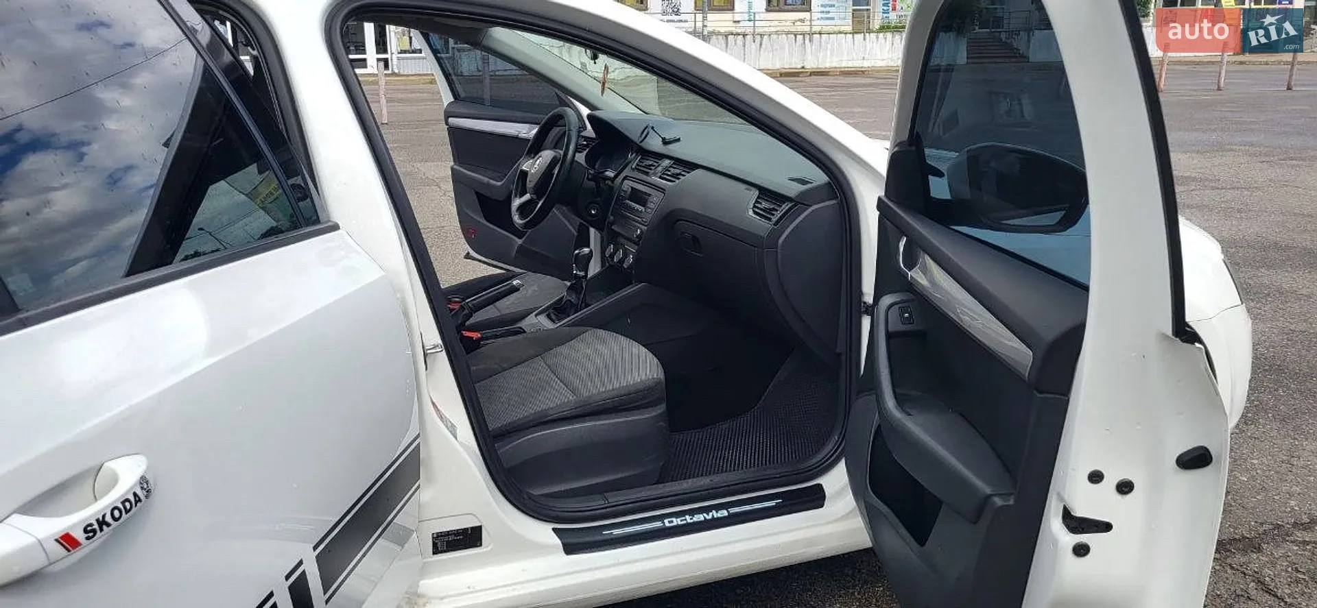 2014 Skoda Octavia - мініатюра 16